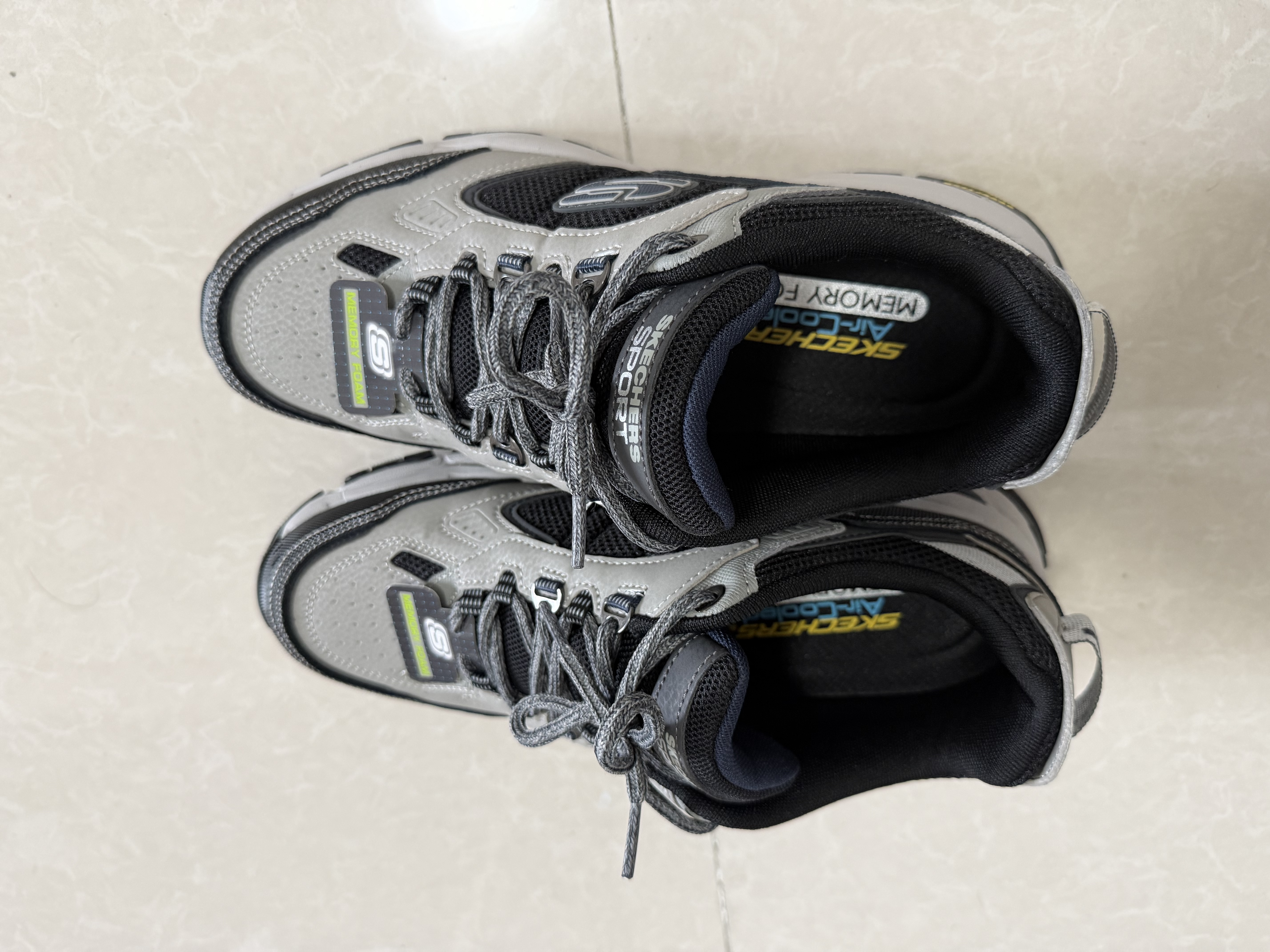 斯凯奇（Skechers）户外徒步鞋男士秋季厚底减震慢跑鞋运动鞋百搭休闲鞋237145 实拍图