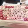 迪士尼草莓熊蓝牙无线键盘三模有线粉色静音键盘鼠标套装高颜值女生办公键鼠打字游戏电脑笔记本IPad通用 草莓熊三模RGB键盘+草莓熊轻量化三模鼠标 实拍图