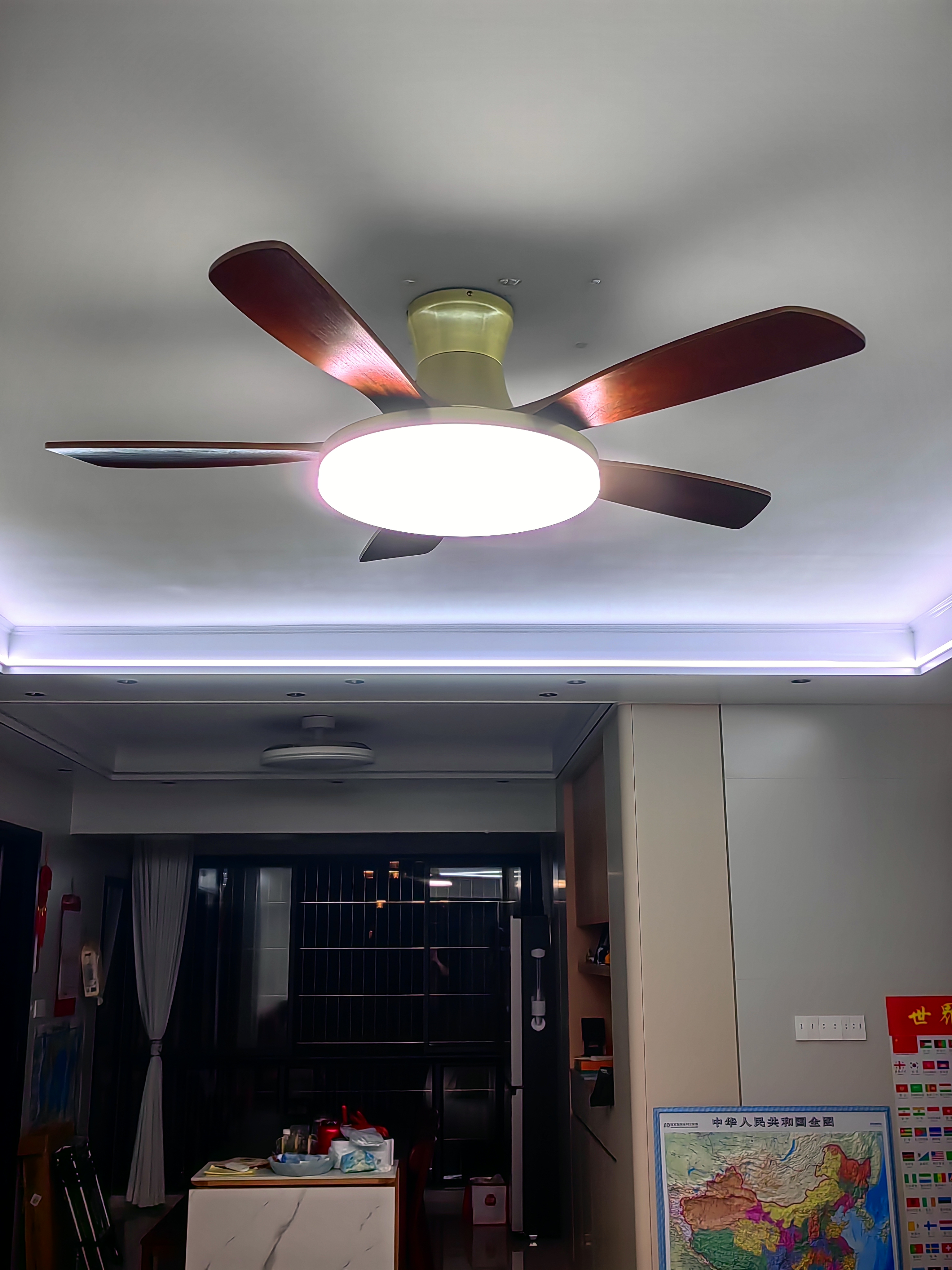 雷士（NVC）风扇灯 新中式吊扇灯中古风 餐厅客厅高显指吊灯遥控一级能效省电 似锦5叶/56寸80W全光谱/遥控款 实拍图