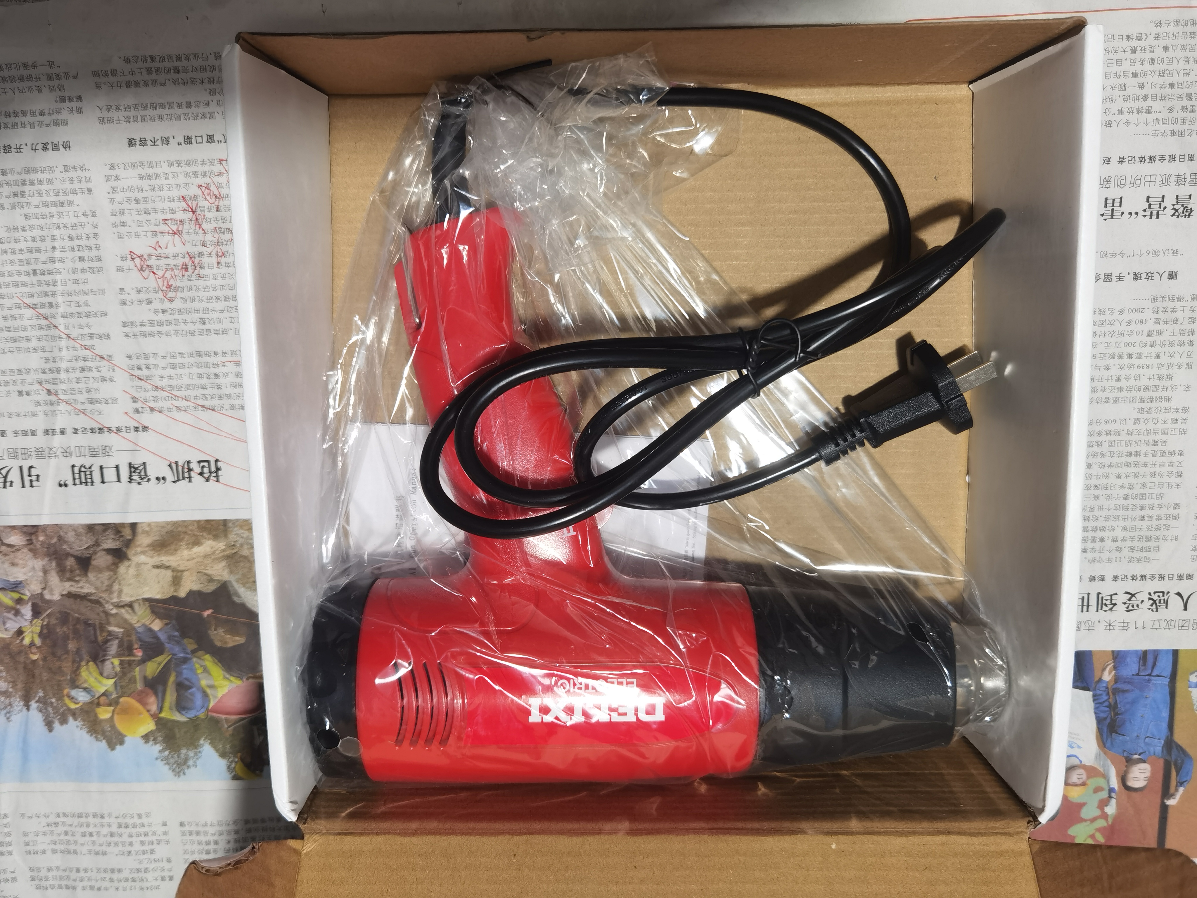 德力西热风枪贴膜烤膜工业高温吹风枪加热电吹风便携烤枪1800W两档 实拍图