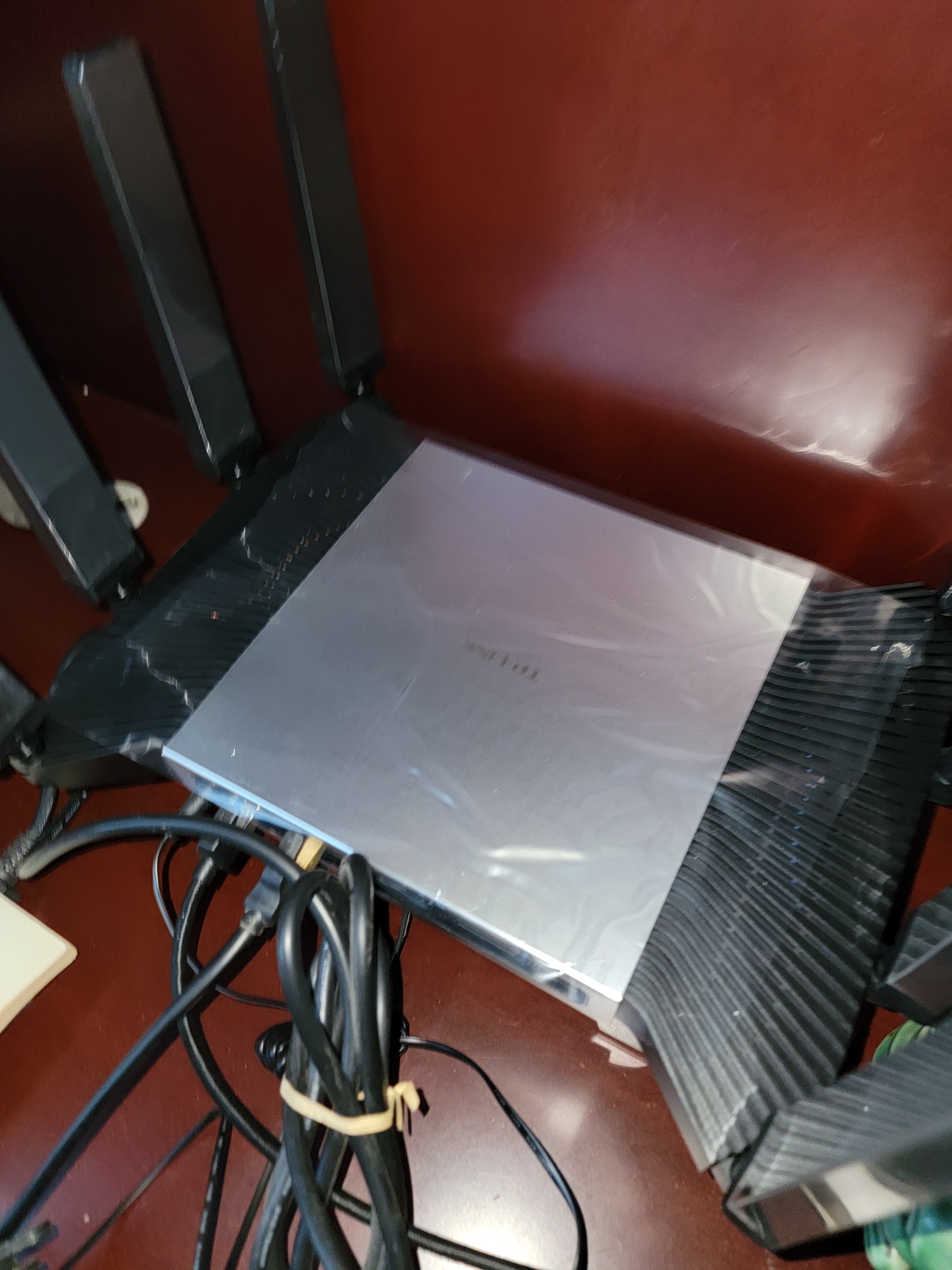普联（TP-LINK）BE7200 WiFi7千兆双频无线路由器 7200M游戏加速 家用穿墙 四2.5G网口 独立FEM 信号增强 7DR7290 实拍图