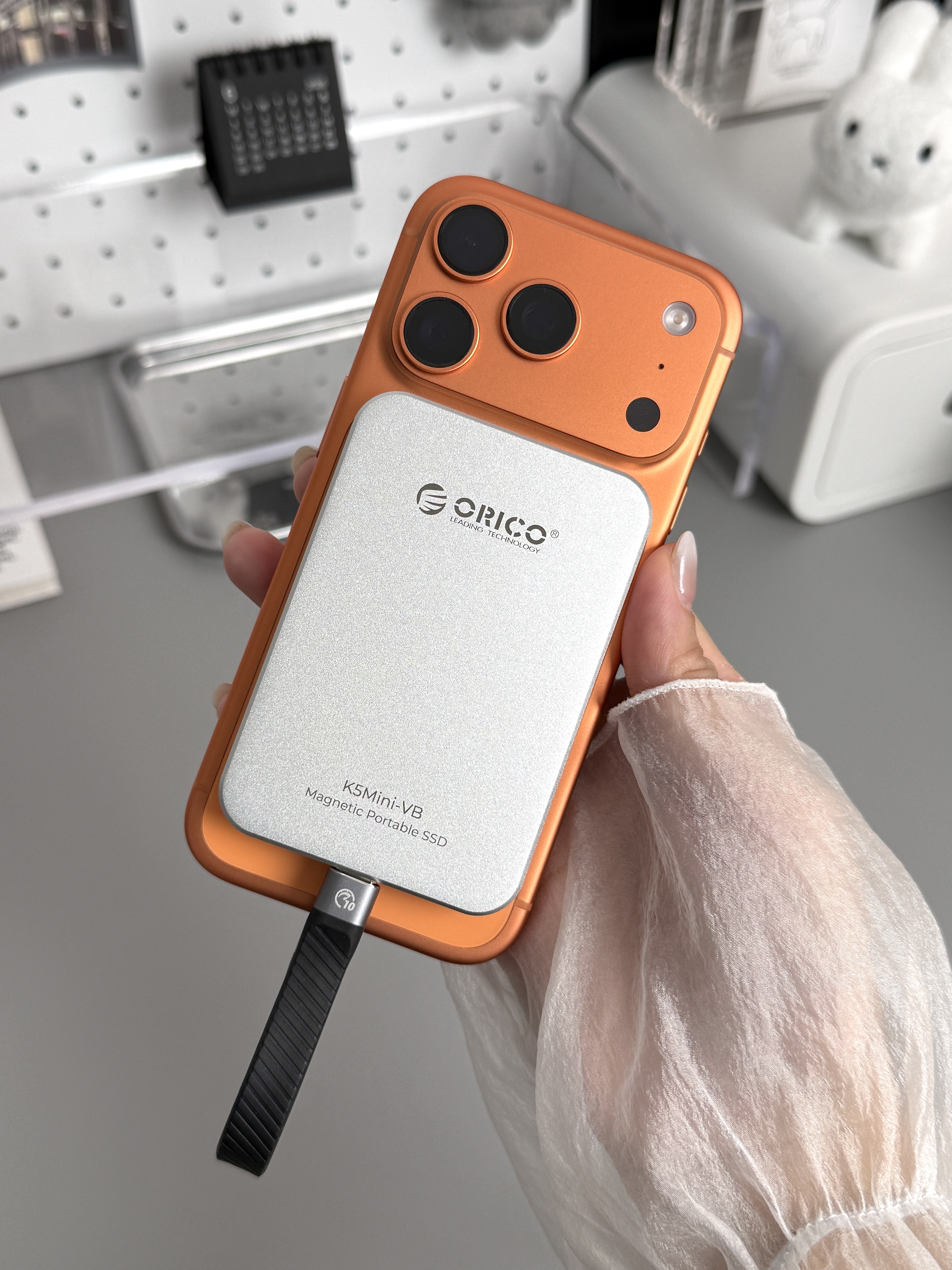 奥睿科（ORICO）480GB 磁吸移动固态硬盘 手机移动硬盘即插即用 PSSD适用苹果手机平板笔记本电脑扩容 K5mini 实拍图