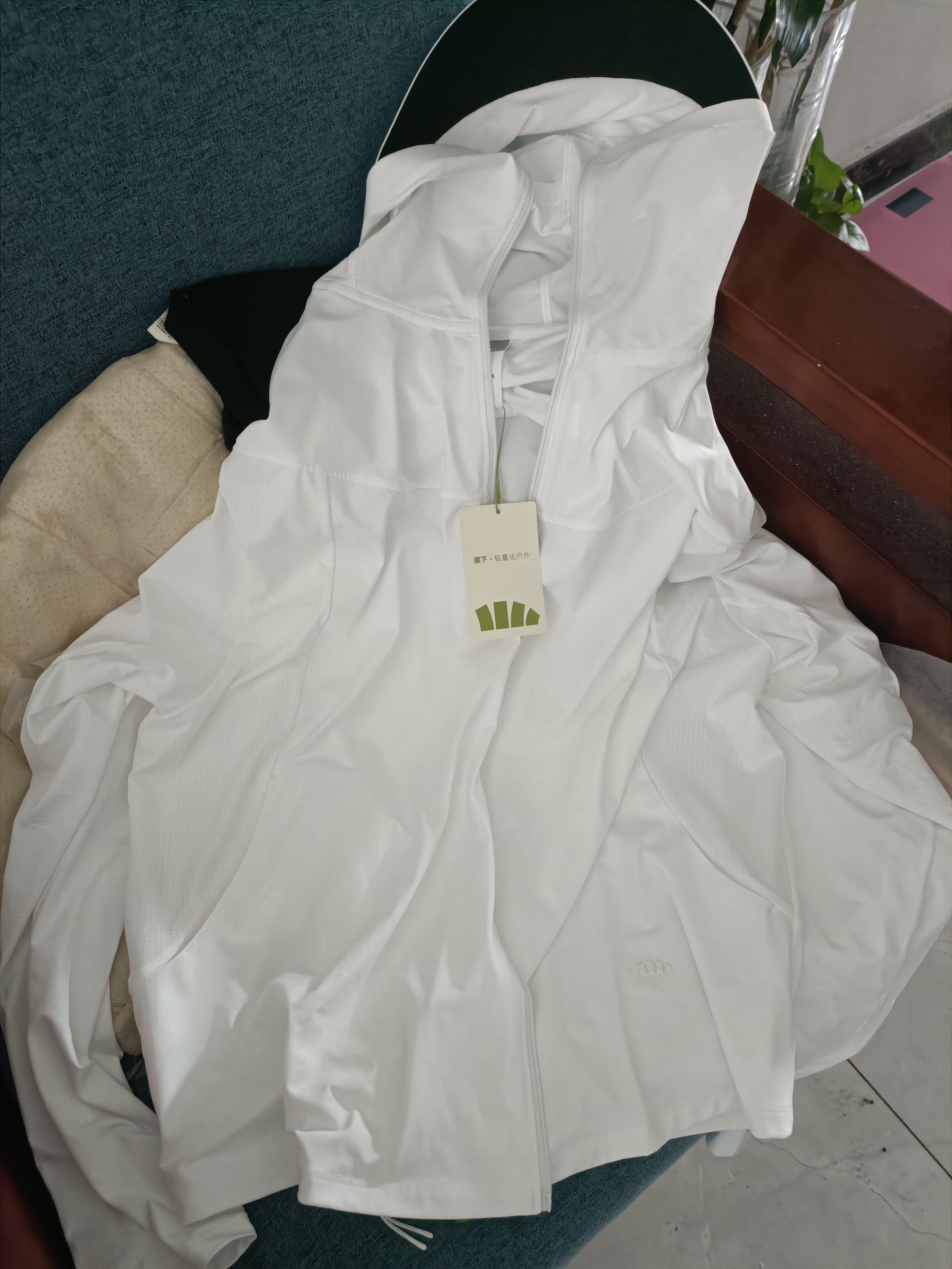 蕉下（beneunder）防晒衣女士外套宽松显瘦春夏凉感防紫外线新款AL010霜奶白XL 实拍图