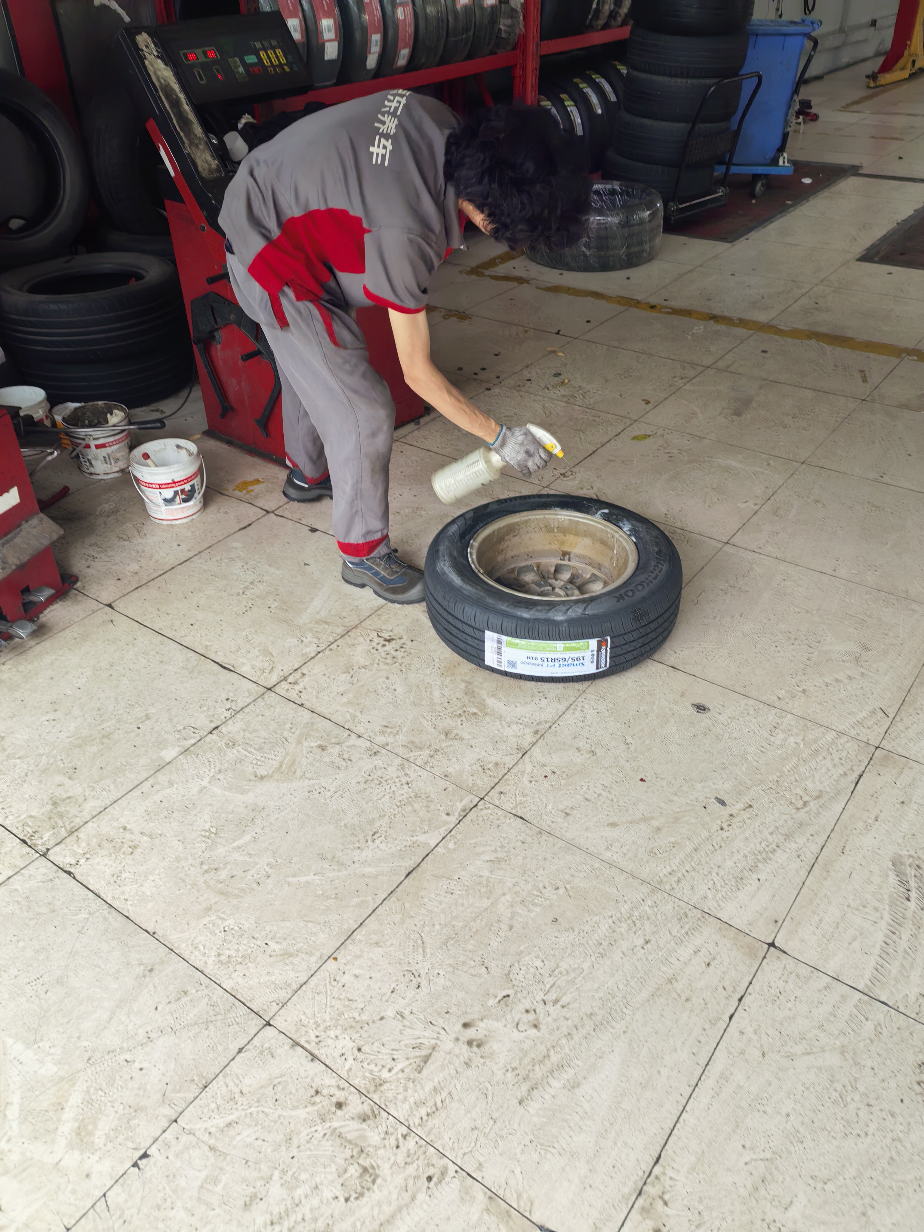 韩泰（Hankook）汽车轮胎 195/65R15 91H H728 适配现代悦动/福克斯/卡罗拉 实拍图