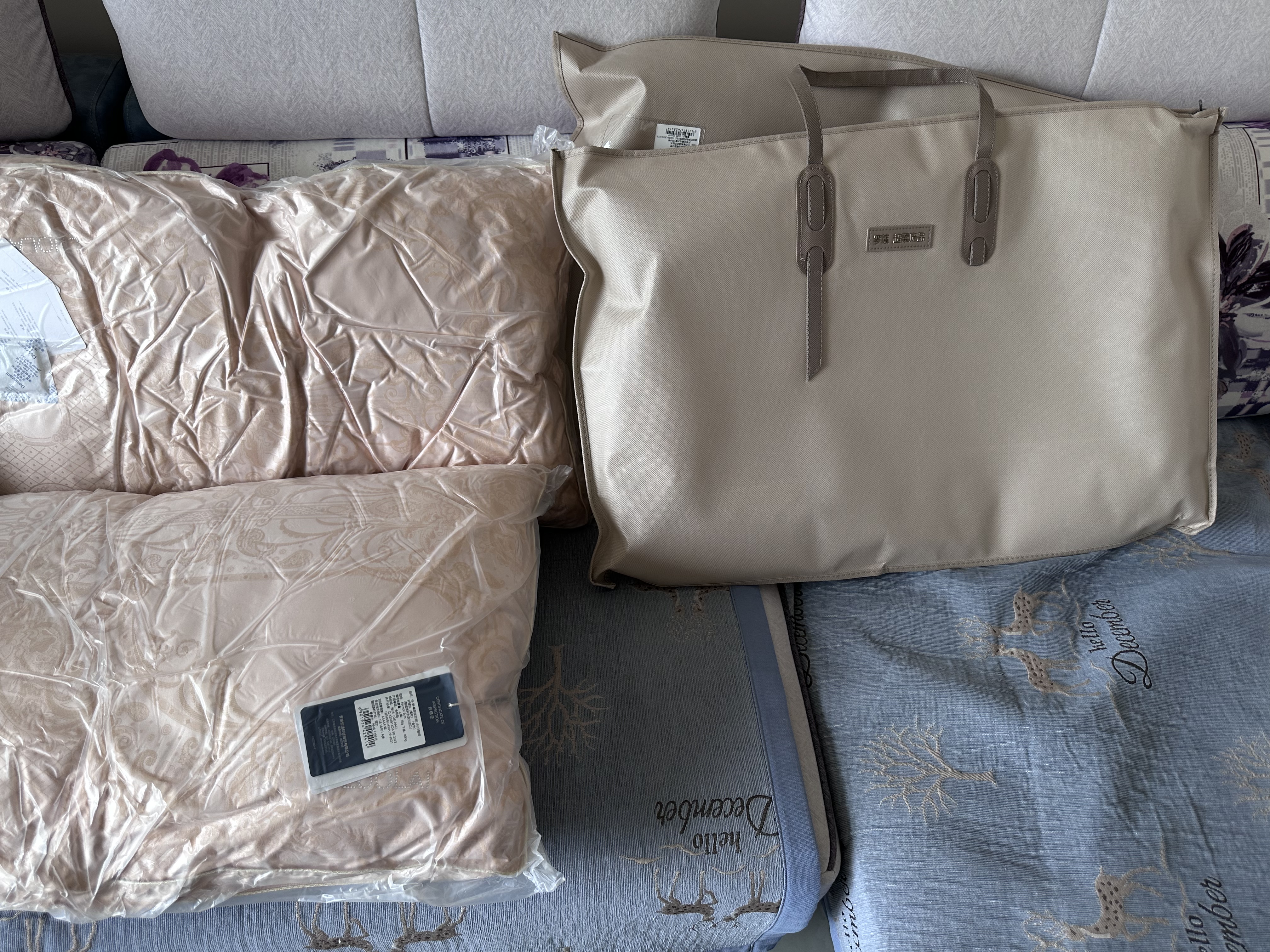罗莱家纺 鹅绒枕头 波兰进口95白鹅绒抗菌酒店七星枕芯-高枕46*72cm 实拍图