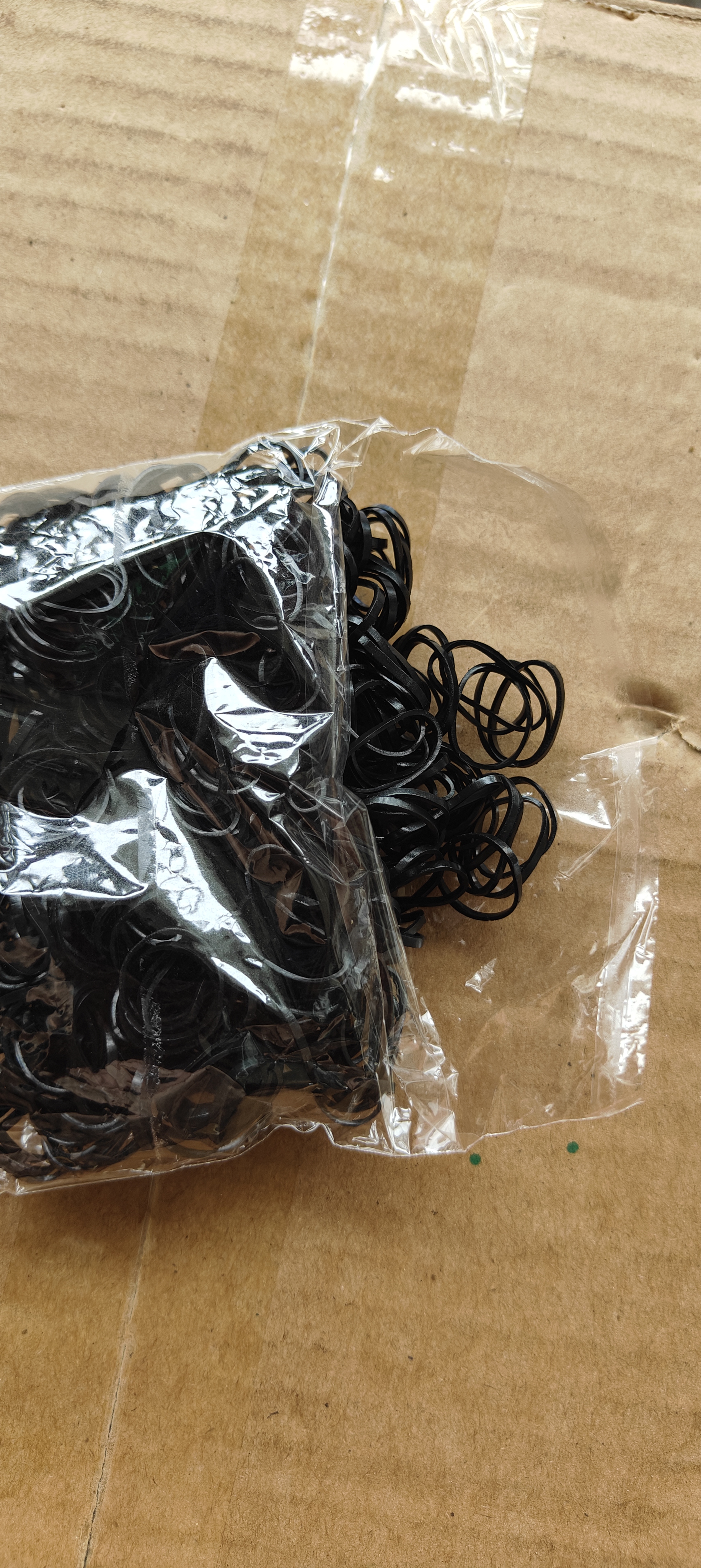 美发工具儿童彩色一次性橡皮筋发圈高弹力不伤发小啾啾扎辫子发绳 加厚纯黑色【约500根】 实拍图