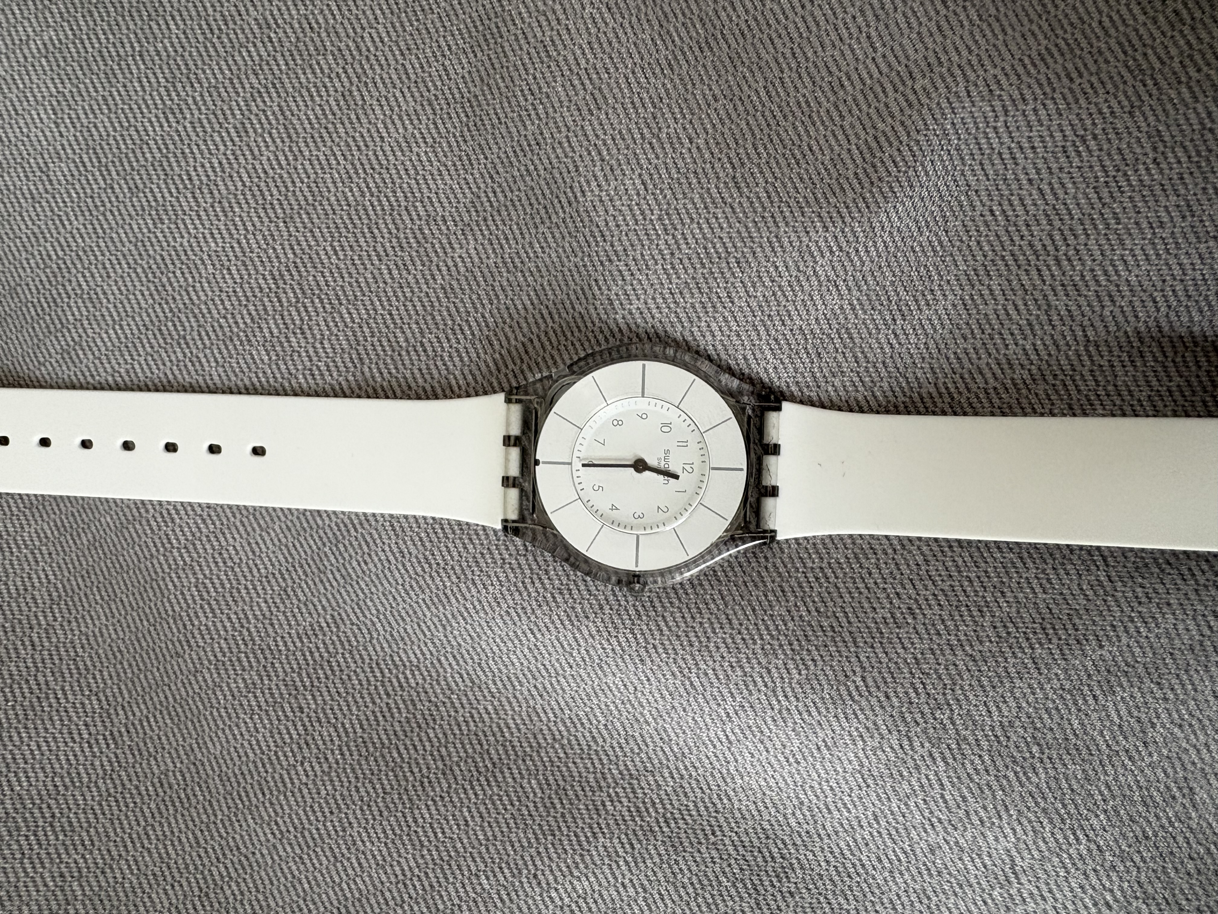斯沃琪（Swatch）瑞士手表 超薄轻音学生考试腕表石英表开学礼物 蝉翼白2.0 实拍图