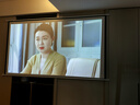 知影100英寸16:9珠光白幕壁挂投影幕布投影机免打孔家用投影仪高清幕布(适用于极米坚果当贝爱普生) 实拍图
