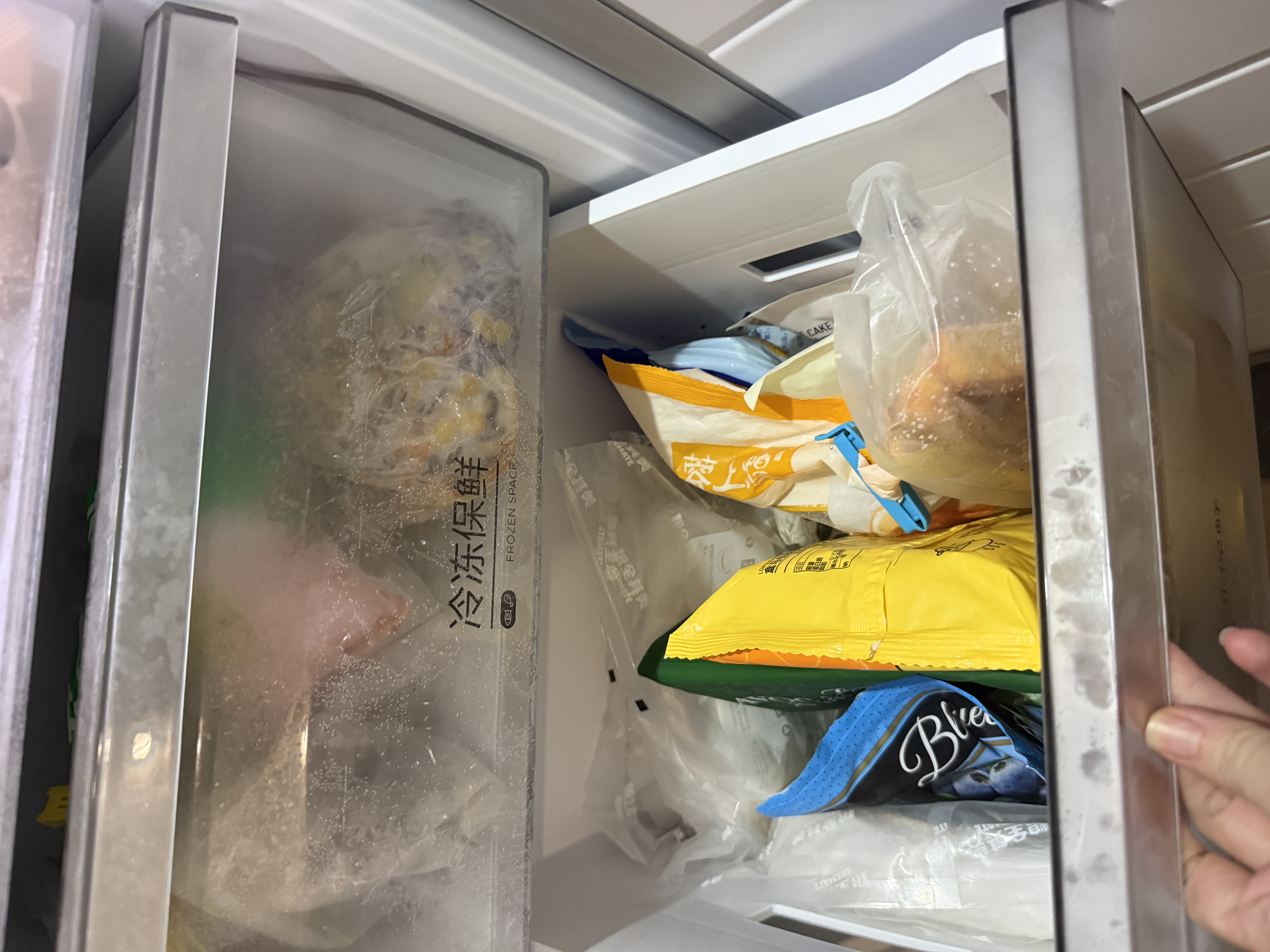 美的无霜王136L立式家用冰柜风冷无霜冷藏冷冻柜抽屉式冷柜一级能效节能小型冰箱BD/BC-136WEM国家补贴 实拍图