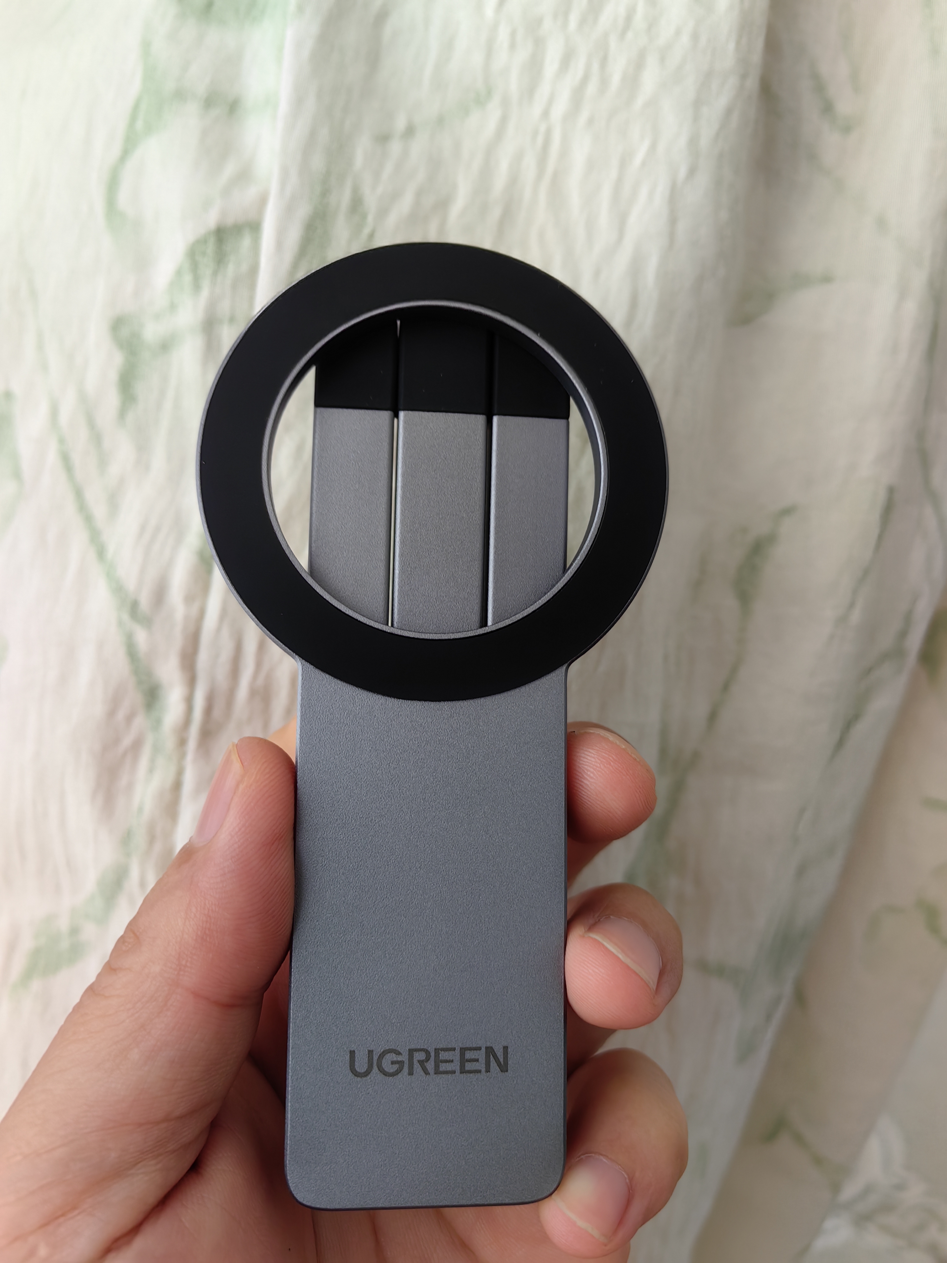 绿联磁吸手机支架桌面多功能三脚架 折叠超薄支架手持自拍杆旅行拍照摄影直播适用iPhone苹果华为 实拍图