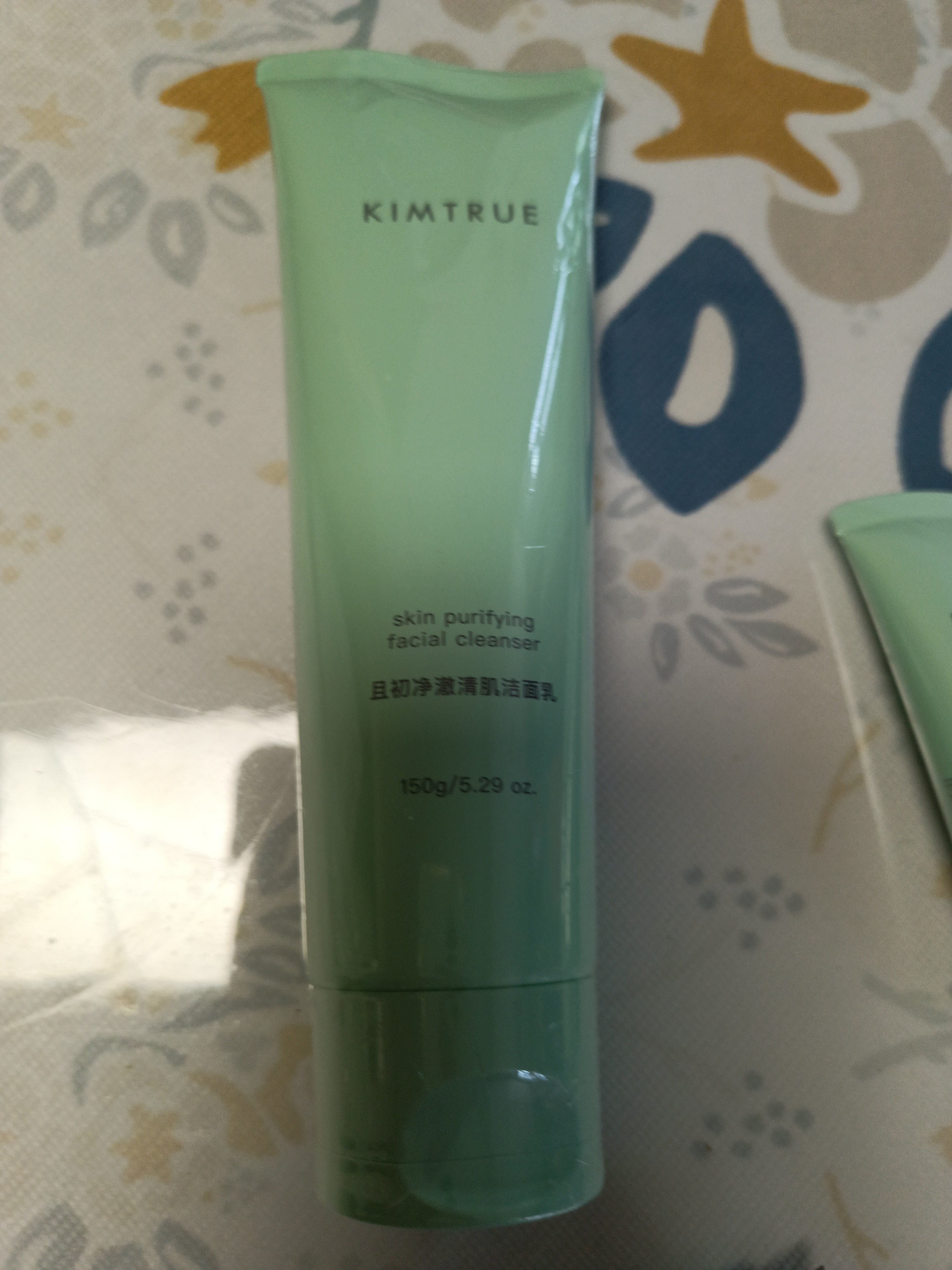 KIMTRUE且初小青瓜氨基酸洗面奶女士男士通用控油清洁毛孔净澈保湿210g 实拍图