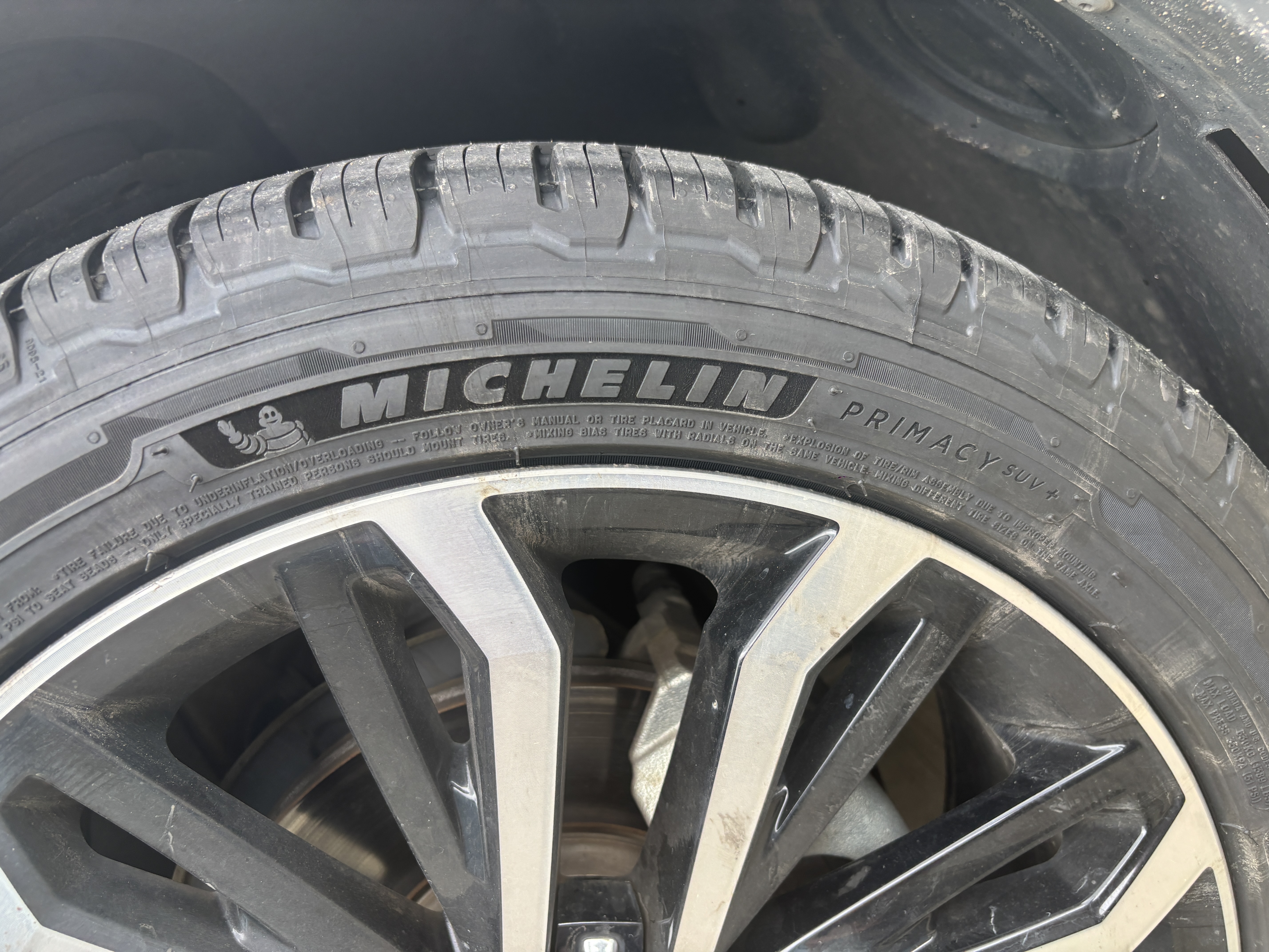米其林（MICHELIN）汽车轮胎 215/50R18 92V 旅悦+ PRIMACY SUV+ 适配Q2L/好猫/探歌 实拍图