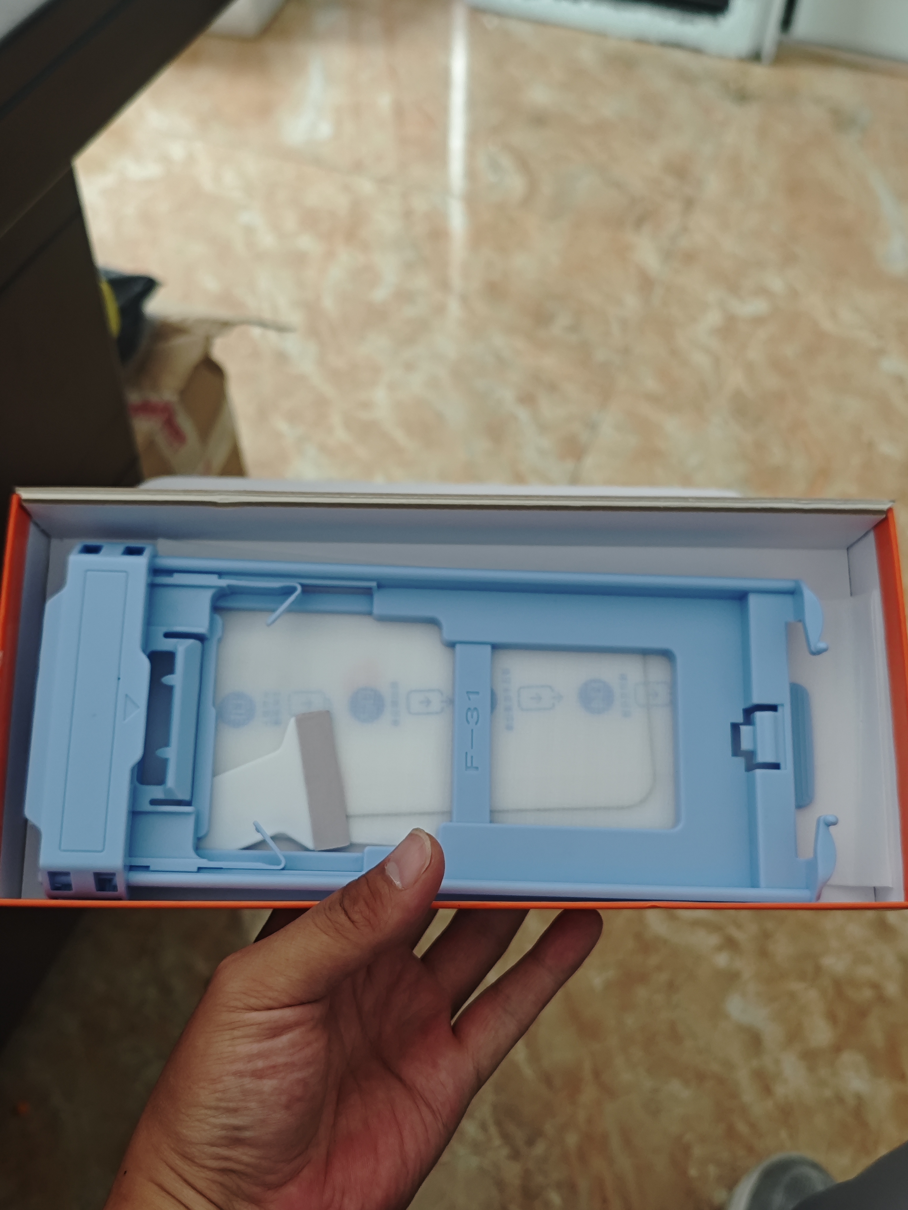 Smorss【3D热弯AR膜丨滚轮无尘舱】适用小米17/17pro全胶3D热弯钢化膜17pro手机膜全屏高清淡指纹贴膜 实拍图