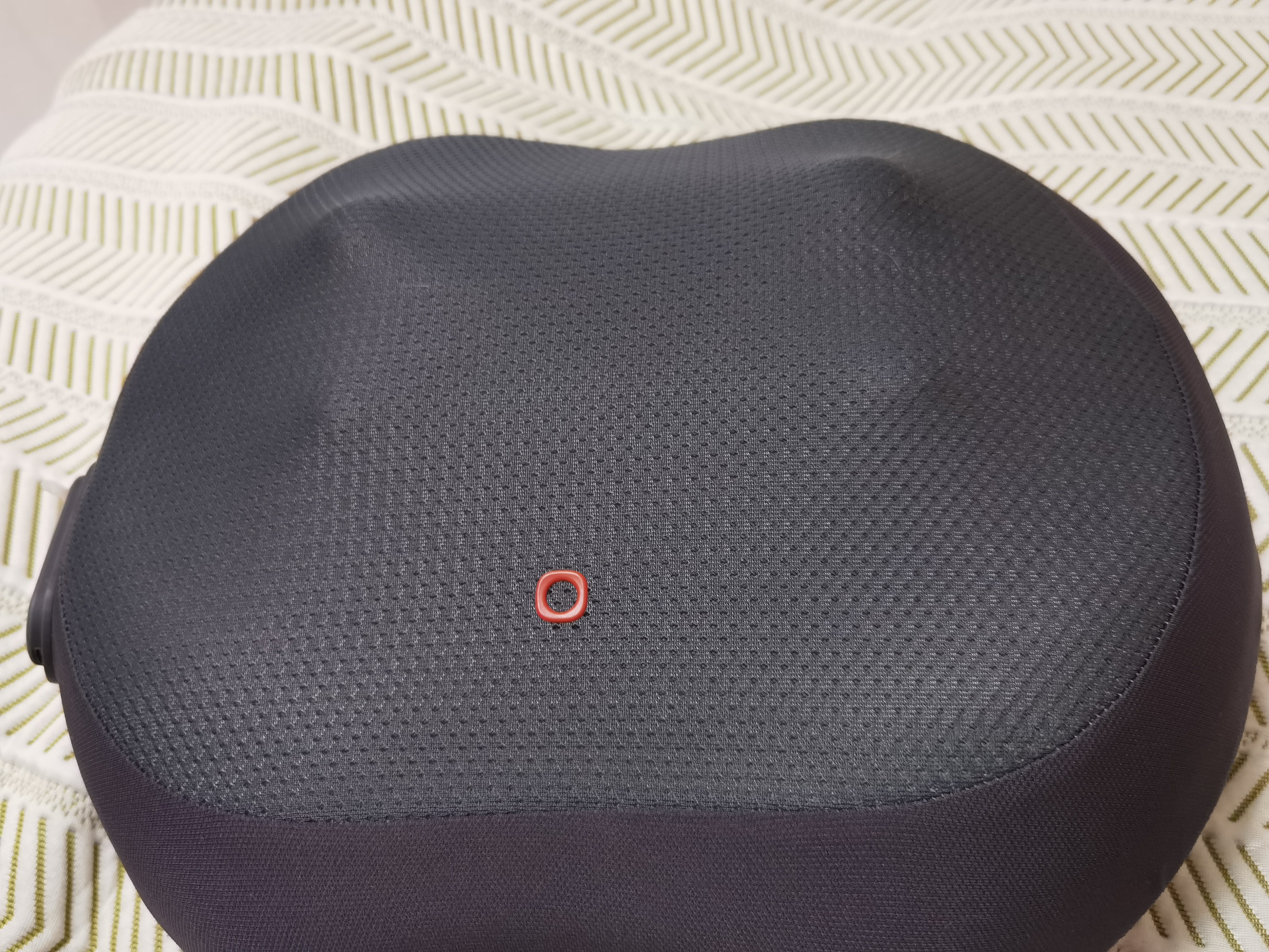 京东京造智能腰部按摩器按摩靠垫Back Max三伏肩颈腰背部按摩仪护腰揉捏热敷康养按摩七夕情人节生日礼物 实拍图