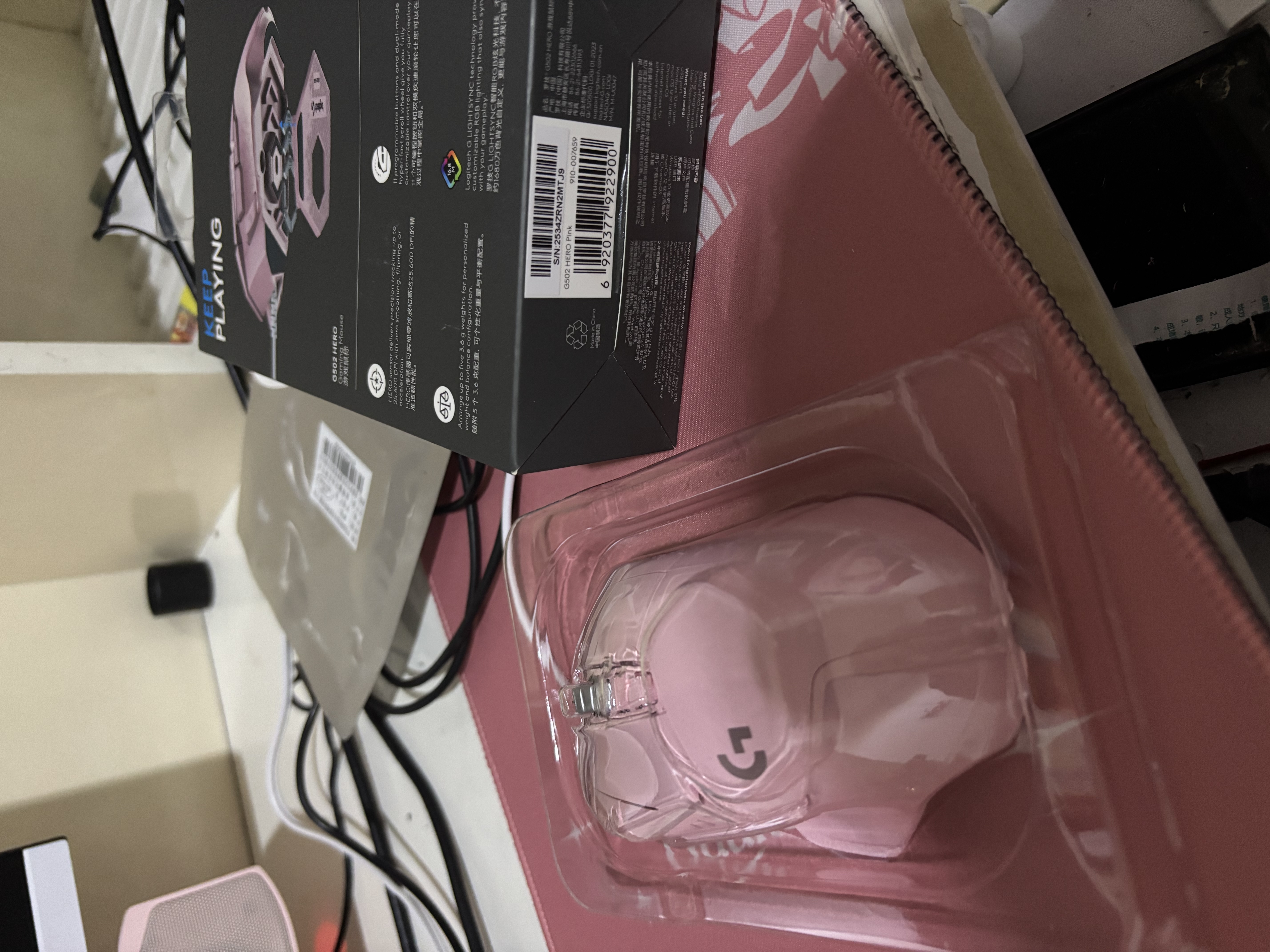 七彩虹（Colorful）iGame GeForce RTX 5060 Ti Ultra W OC 16GB GDDR7 DLSS 4 .5电竞光追游戏设计电脑显卡 实拍图