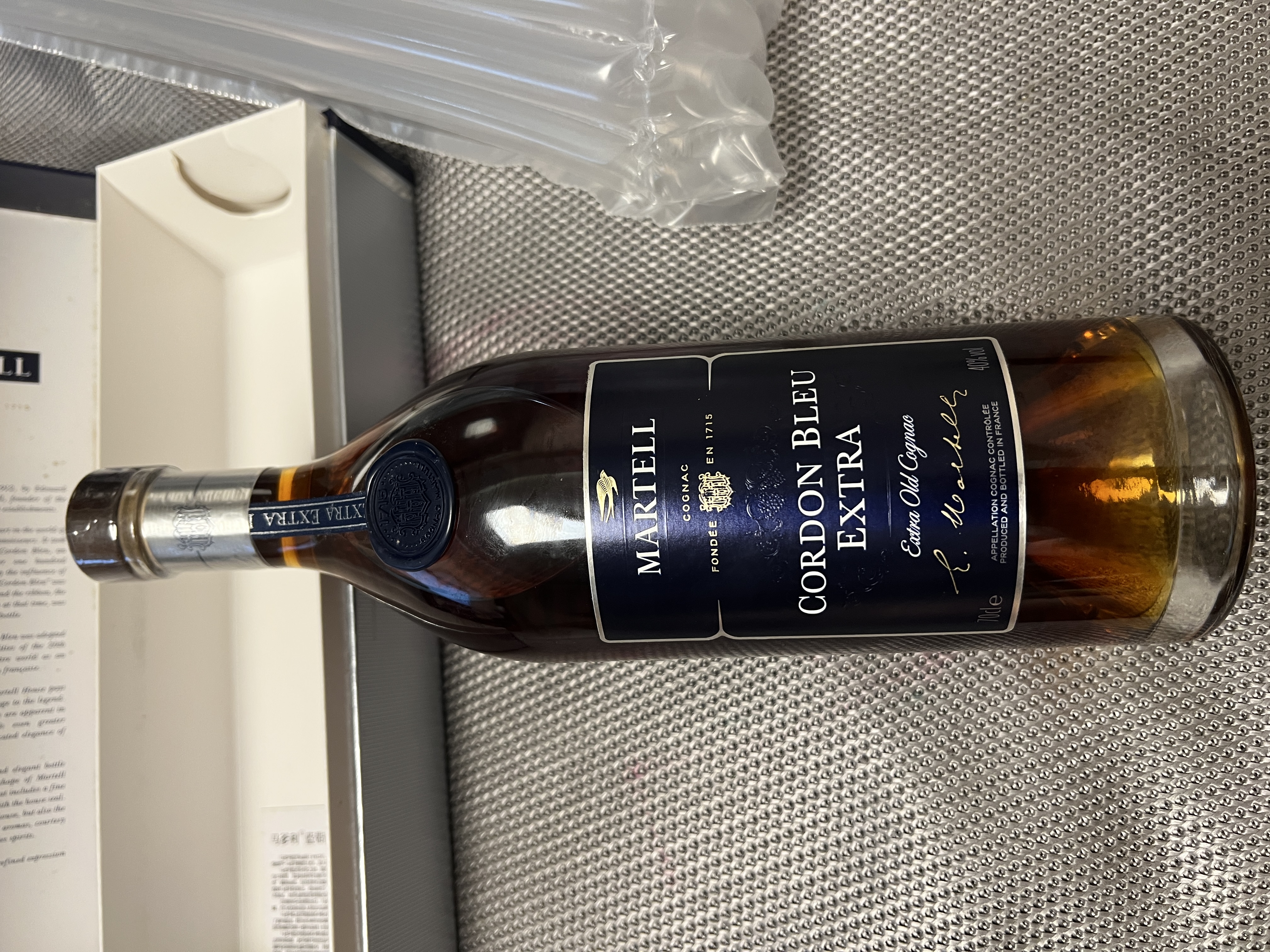 马爹利（Martell） 傲创 蓝带XO级  干邑白兰地 洋酒 700ml  实拍图