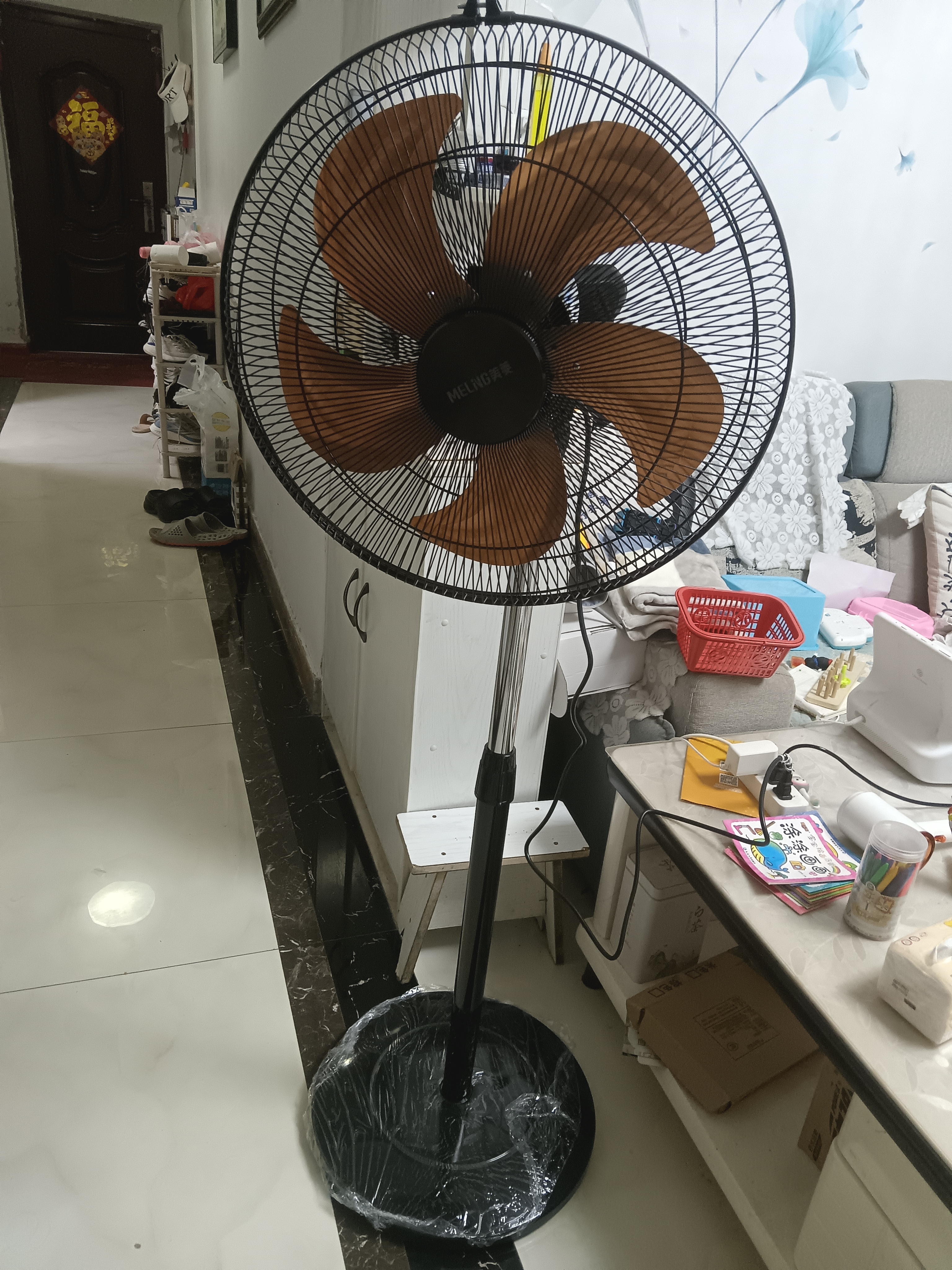 美菱（MeiLing）电风扇/风扇轻音落地扇家/商用办公室工业风扇五叶铝叶摇头大风量电扇MPF-DL015 实拍图