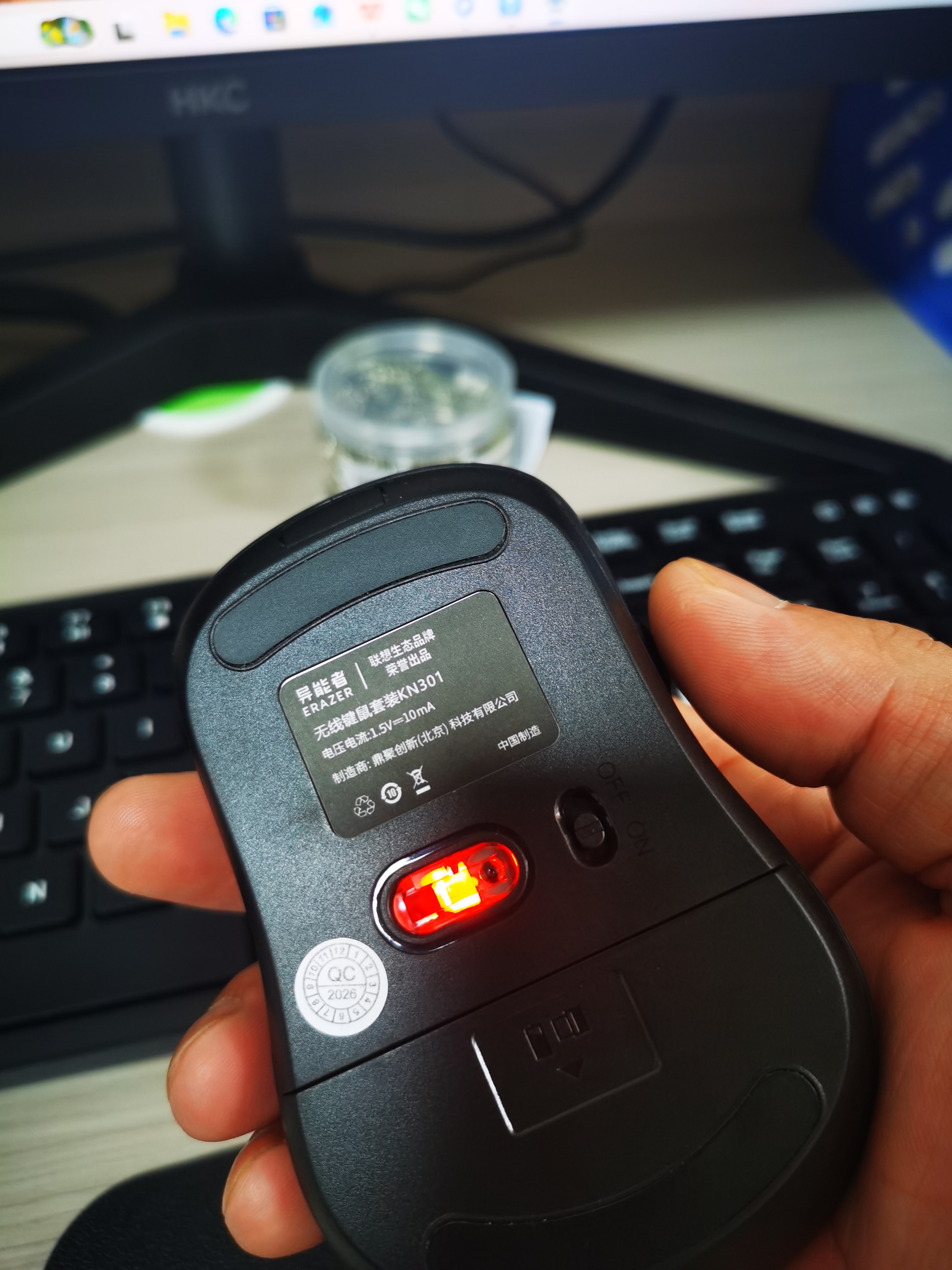 联想生态品牌异能者无线键盘鼠标套装送鼠标垫 全尺寸防泼溅商务办公笔记本/台式/小新适用 黑色KN301 实拍图