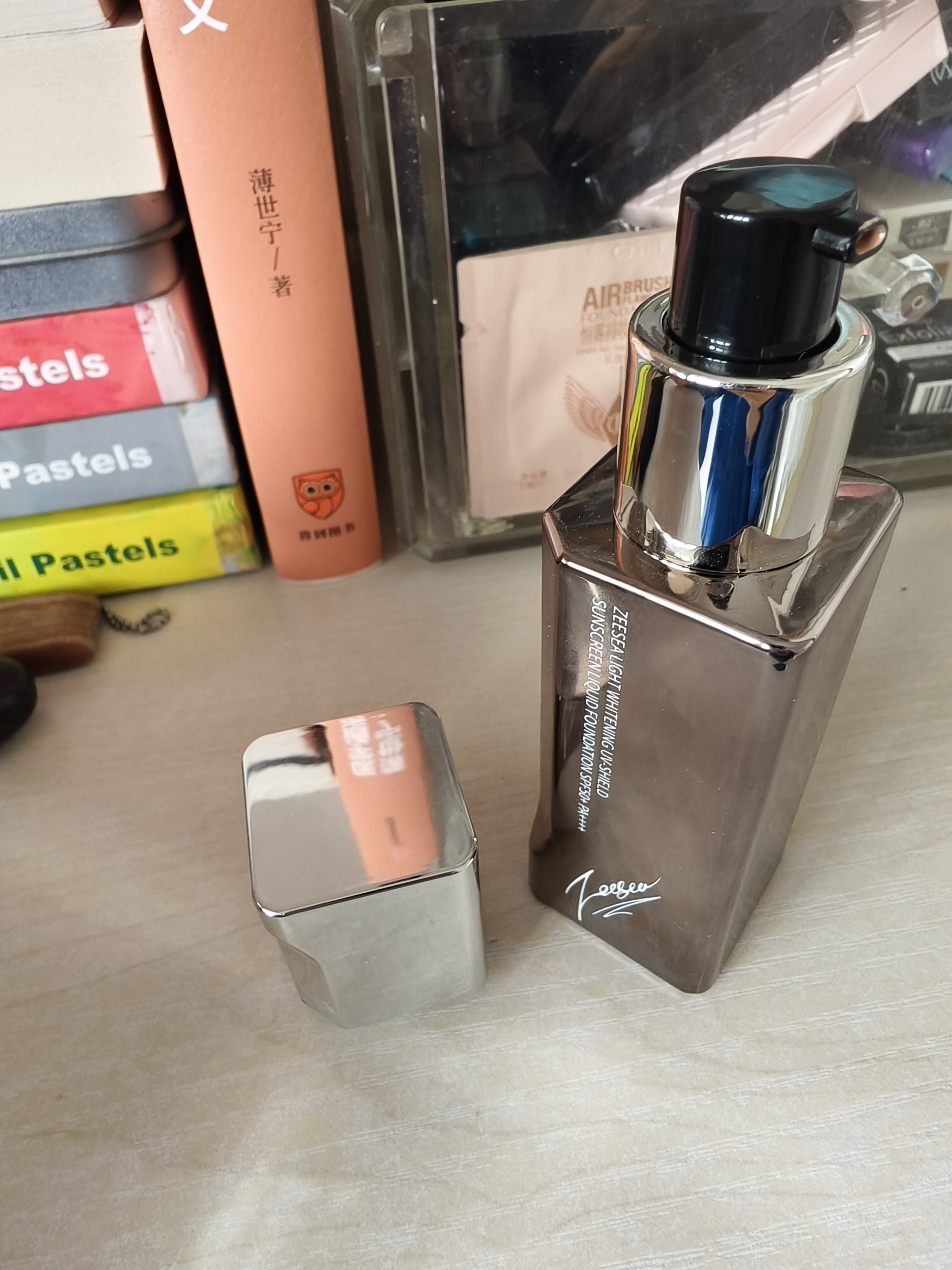 ZEESEA滋色羽感美白防晒粉底液SPF50+ PA++++（象牙色） 实拍图