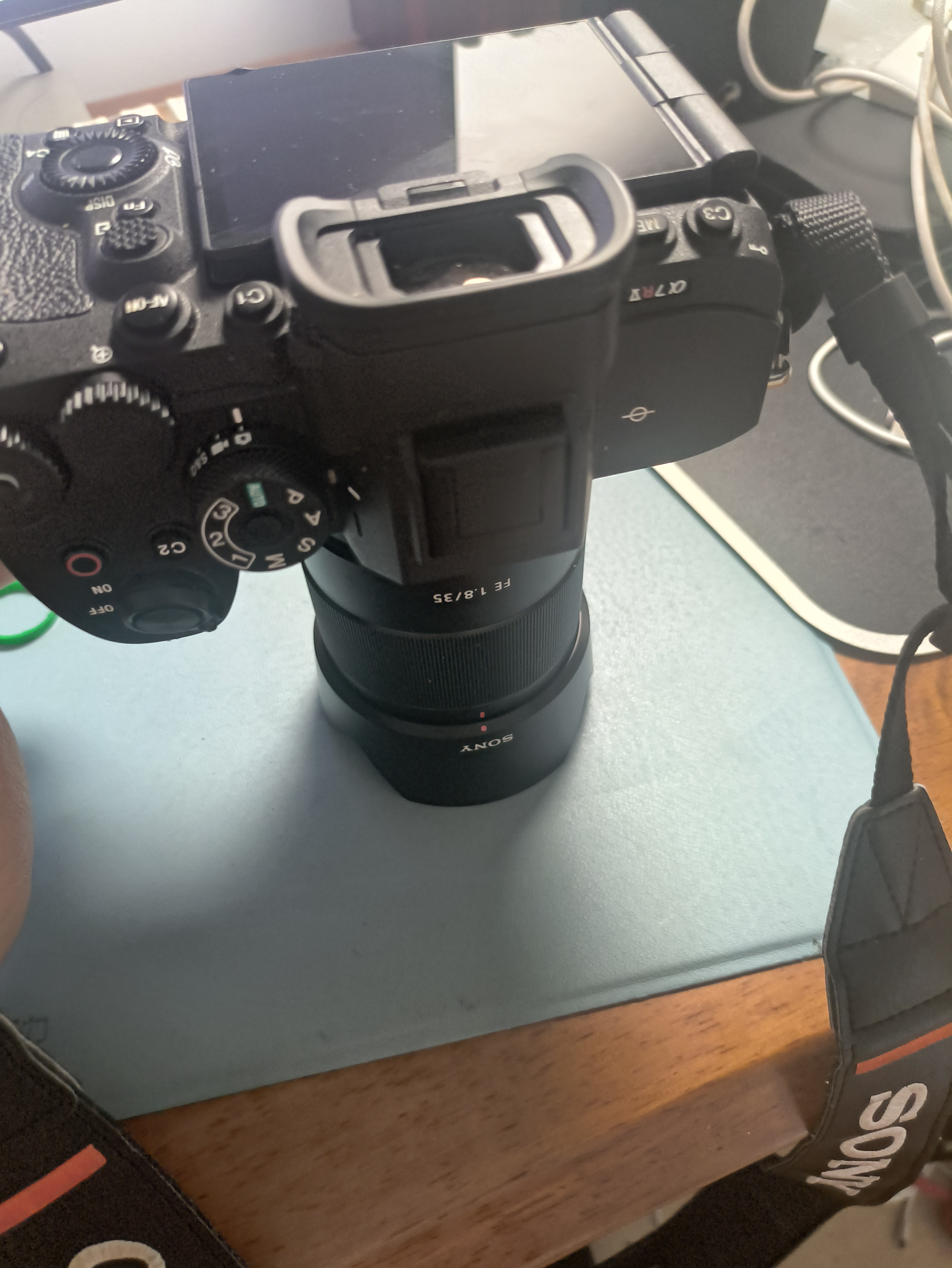 索尼（SONY）FE 35mm F1.8 全画幅广角定焦镜头 SEL35F18F 实拍图