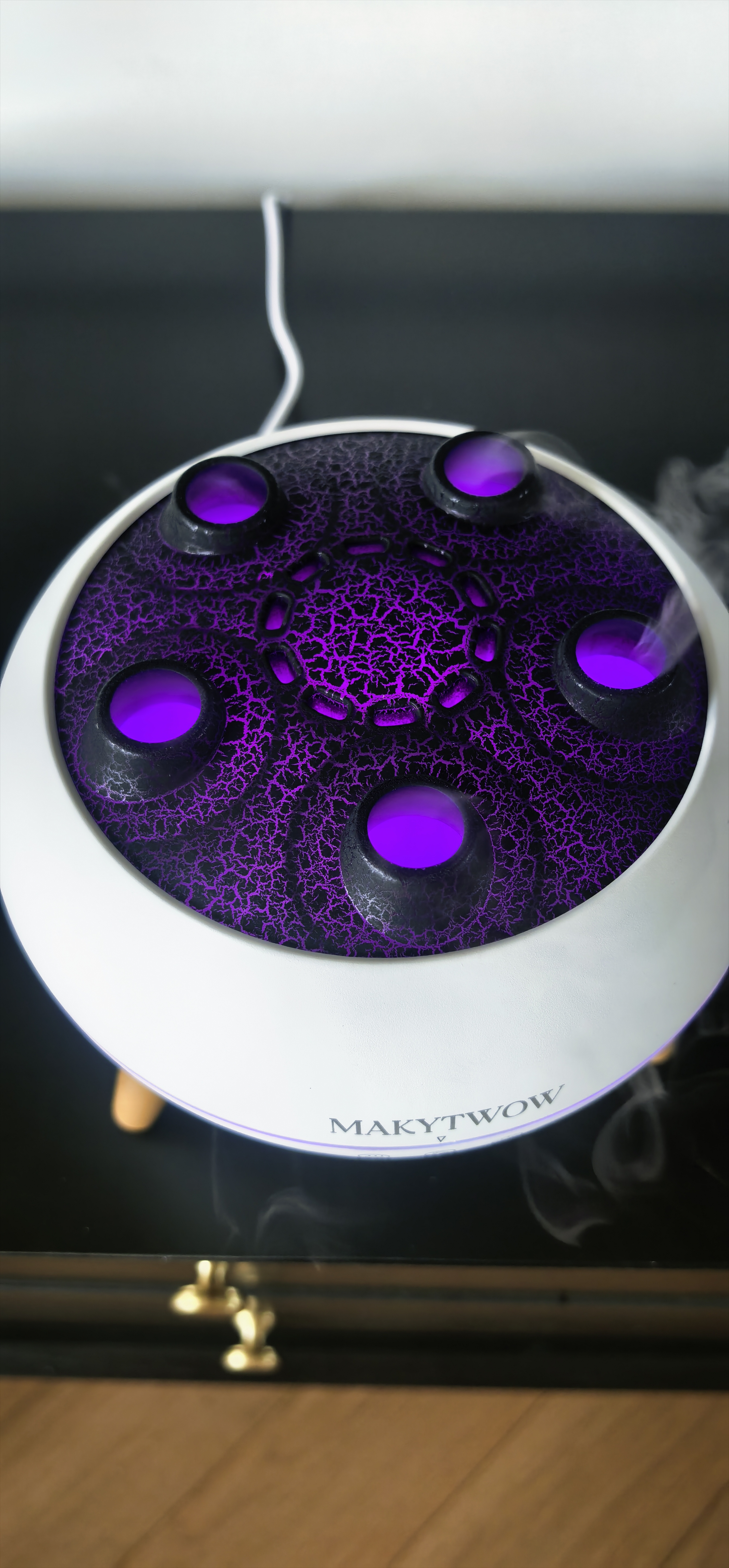 MAKYTWOW拾音水母加湿器小型七彩香薰机静音遥控空气空调加湿器声控拾音卧室高颜值摆件家用室内节日礼物 拾音水母加湿器*2瓶精油(味道随机） 实拍图