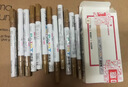 得力（deli）1.5mm细杆轮胎修补油漆笔记号笔马克笔高光笔签字签到涂鸦 清明扫墓石碑碑文笔防水 12支S576金 实拍图