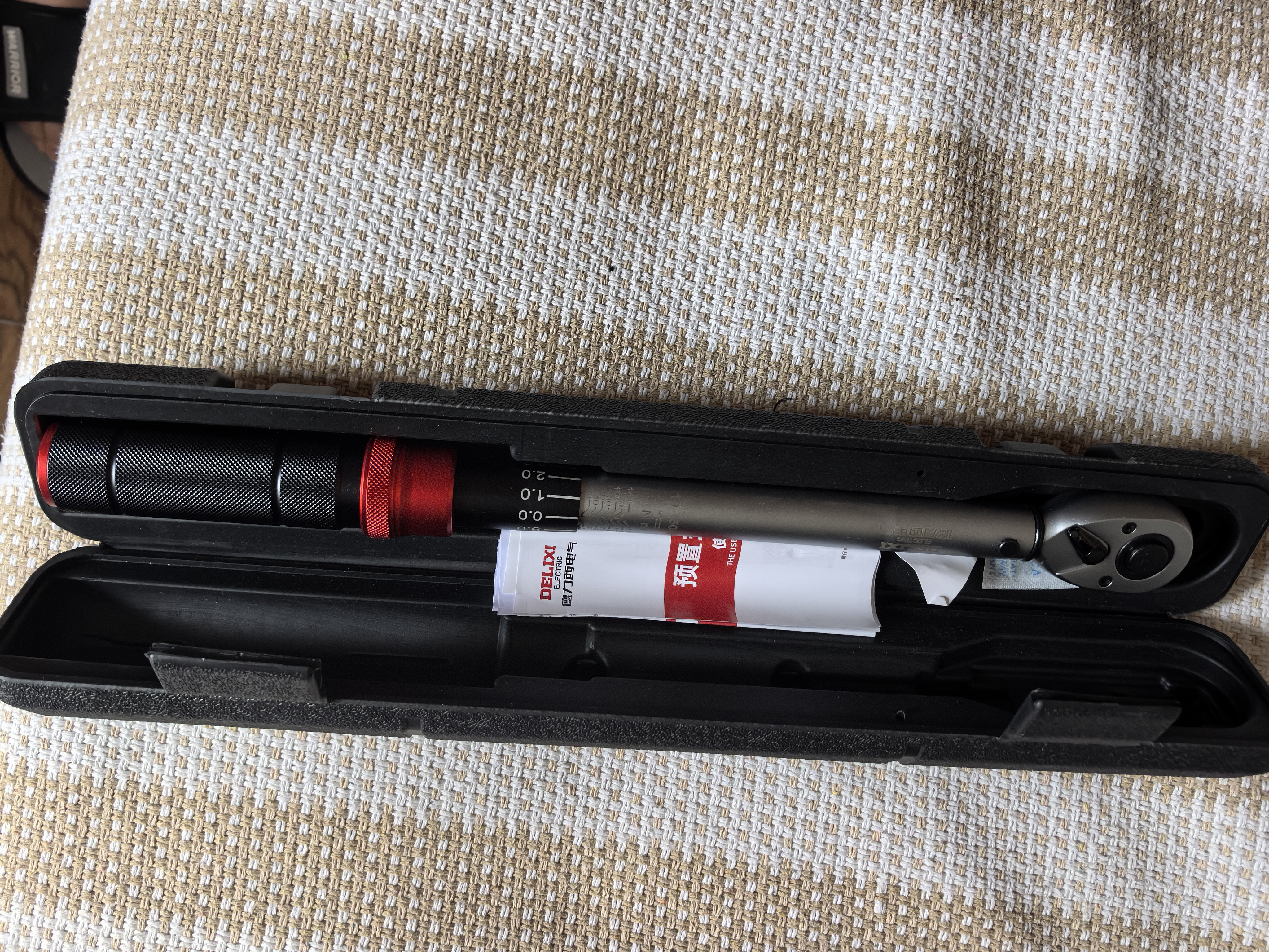 德力西电气（DELIXI ELECTRIC）扭力扳手高精度预置式扭矩扳手可调汽修扳手72齿大飞9件套10-150 实拍图
