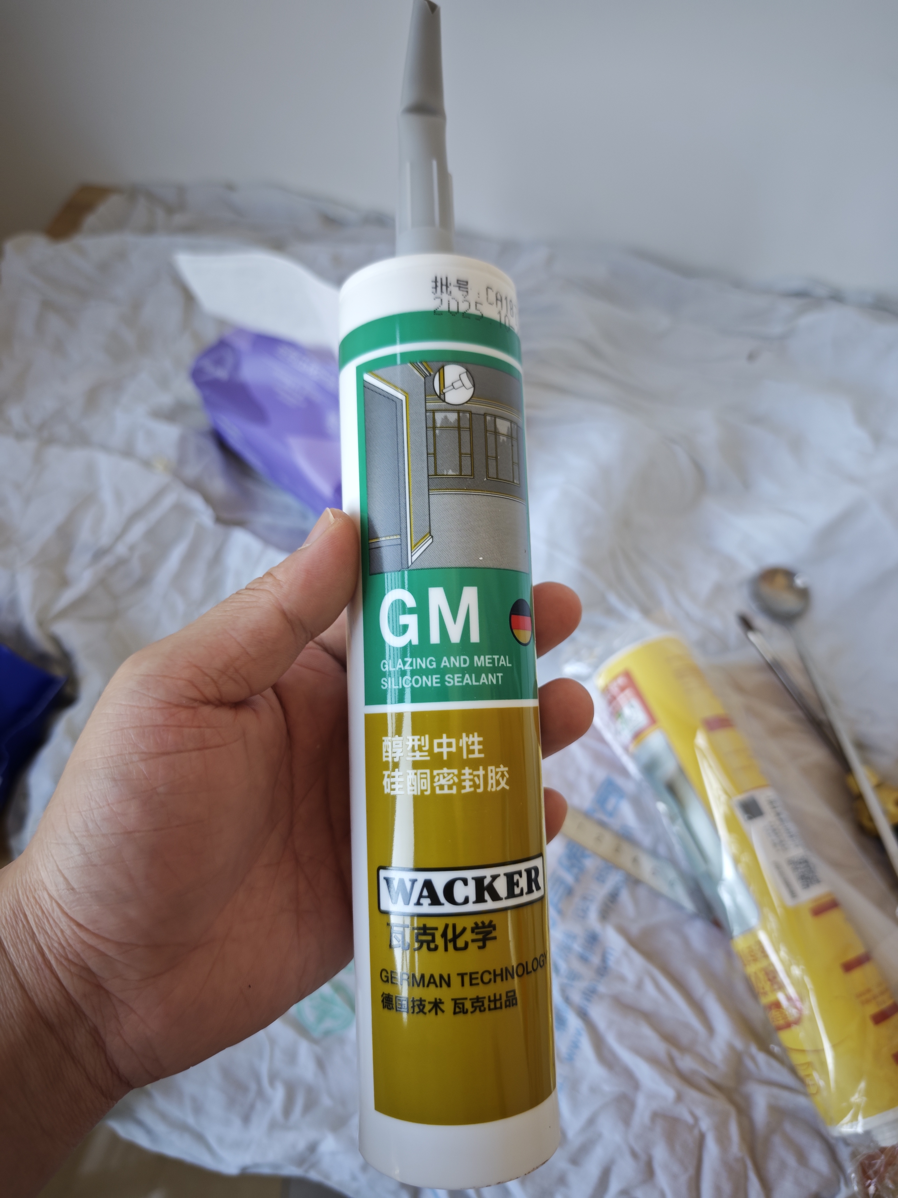 瓦克（WACKER）GM玻璃胶通用型厨卫密封胶美容胶中性耐候门窗硅酮胶结构胶灰色 实拍图