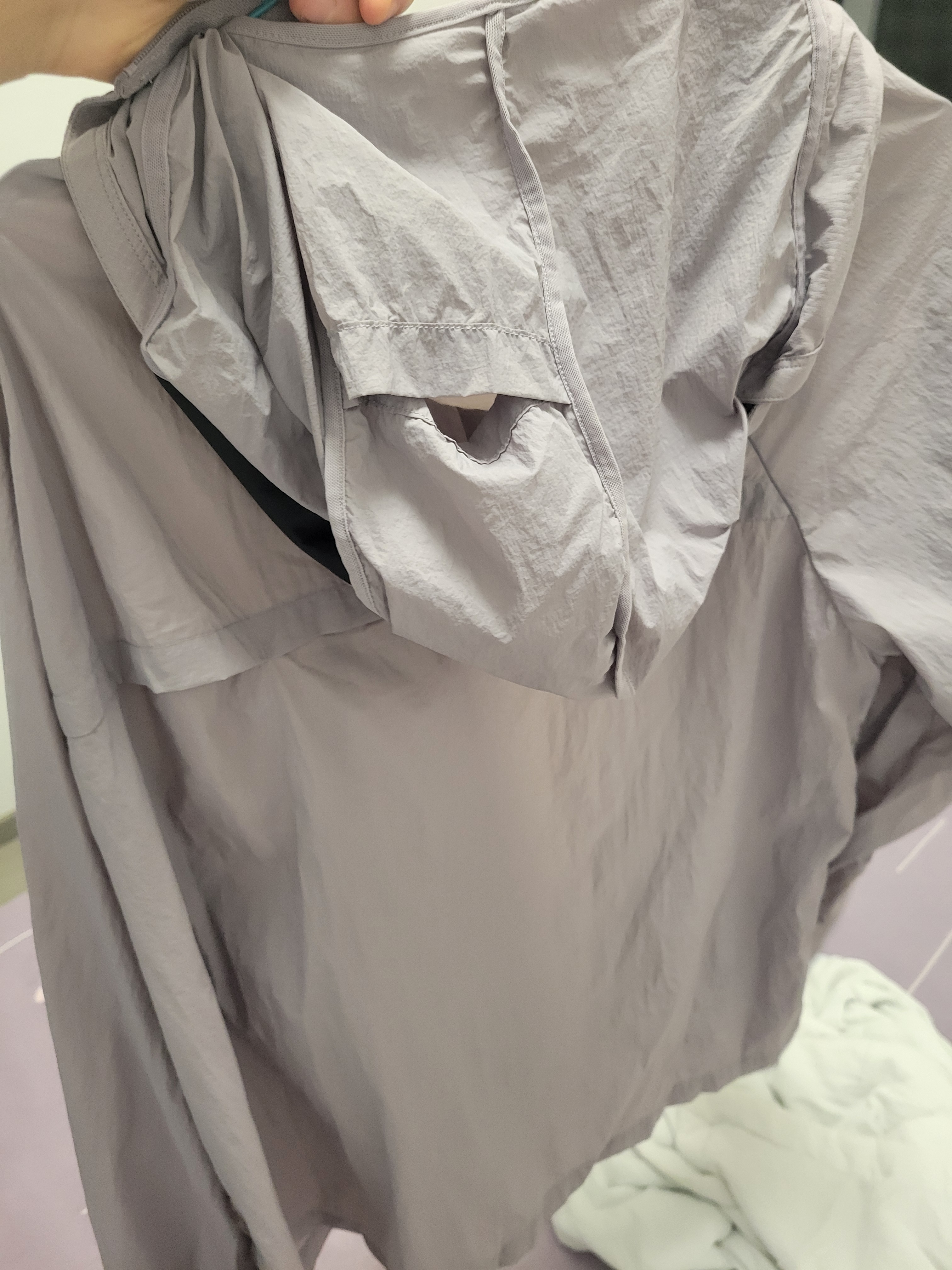 蕉下（beneunder）防晒衣女轻薄防泼水便携透气防紫外线TS402薄烟紫XXL 实拍图