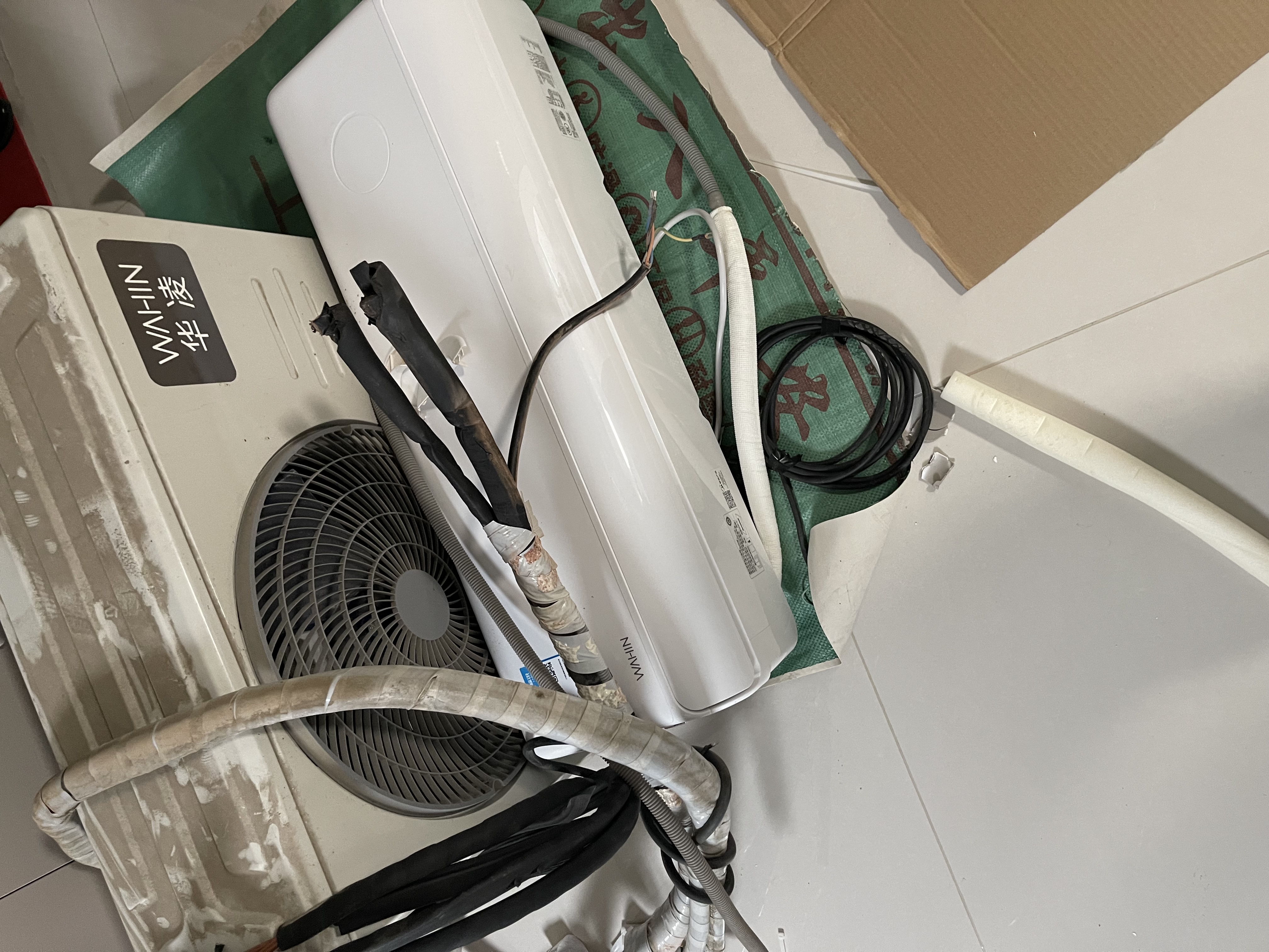 松下（Panasonic）空调挂机国家补贴纳诺怡除菌新一级能效节能直流变频冷暖内外机双排铜管原装压缩机壁挂式空调 LG系列 一级能效 大1匹 LG9KQ10N（金色） 实拍图