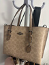 蔻驰（COACH）【品牌直供】女士MOLLIE25中号单肩手提托特包CV965拿铁色礼物 实拍图