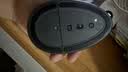 罗技（Logitech）Lift人体工学鼠标 垂直鼠标 小手鼠标 无线蓝牙鼠标 3台设备秒切换 带Logi Bolt接收器 黑色 实拍图