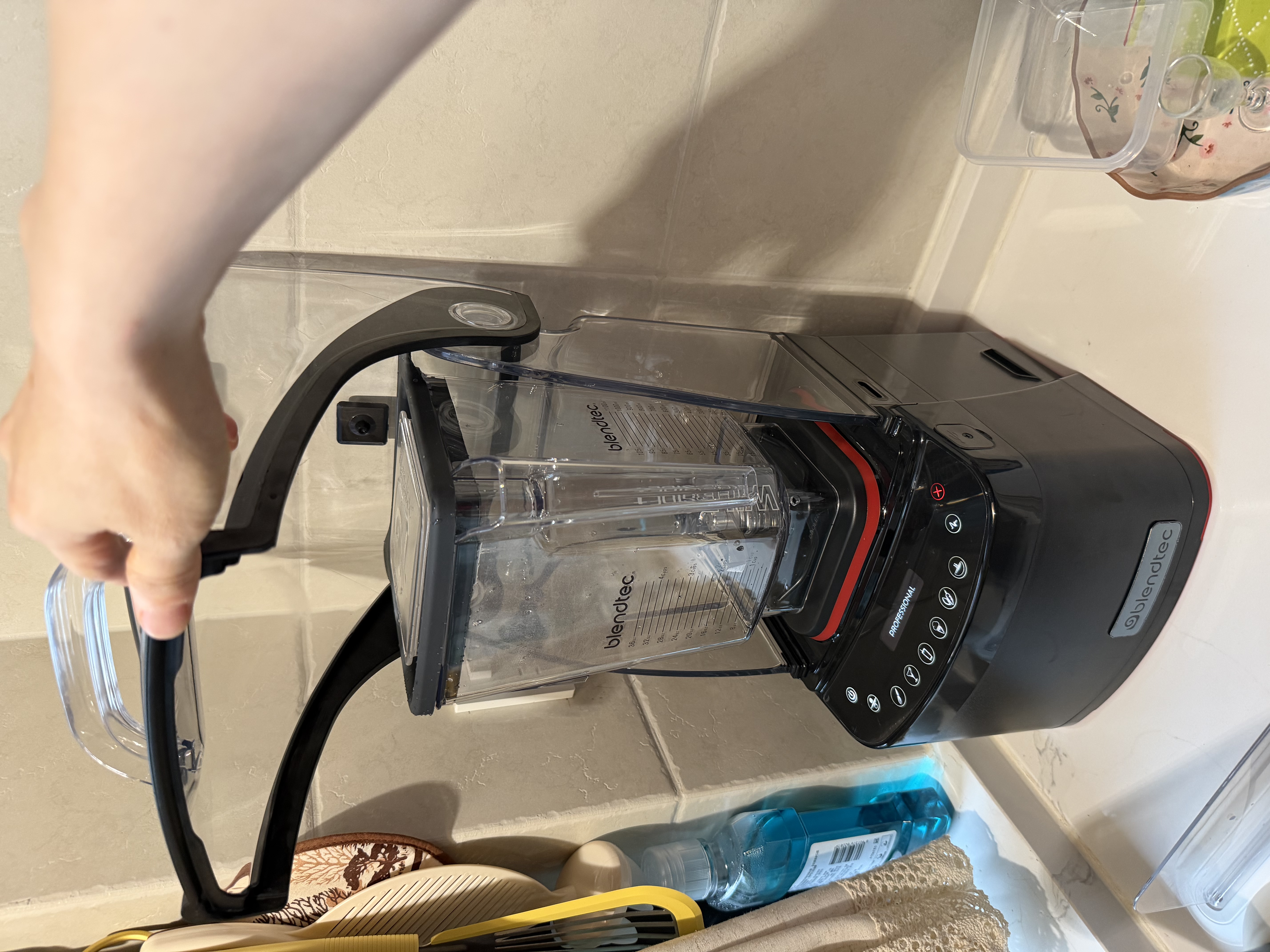 Blendtec柏兰德美国进口破壁机家用料理机低音降噪物理加热1800w触控式800黑色 实拍图