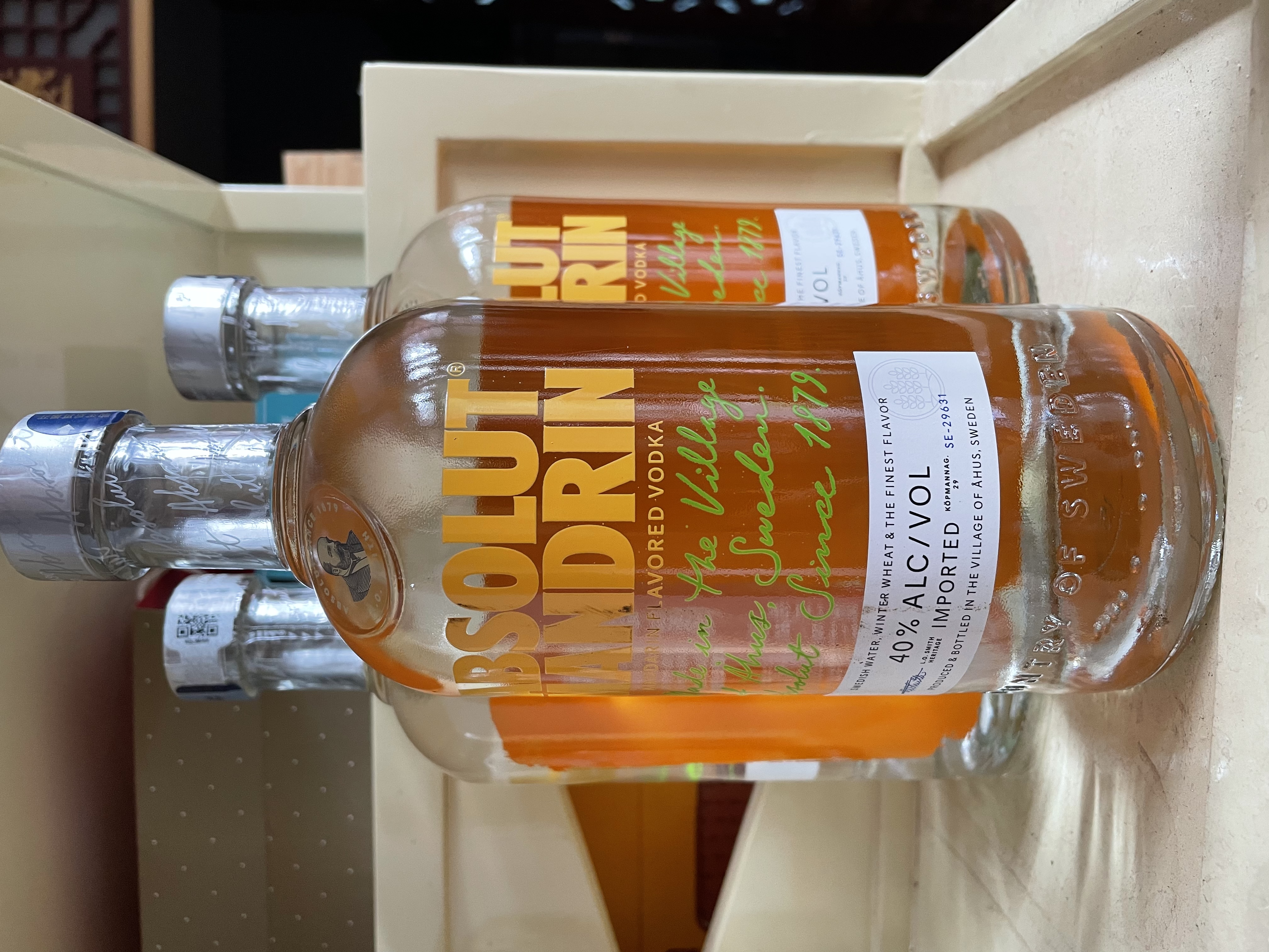 绝对伏特加（Absolut）伏特加 洋酒 40度 柑橘味 700ml  基酒调酒 送礼 实拍图
