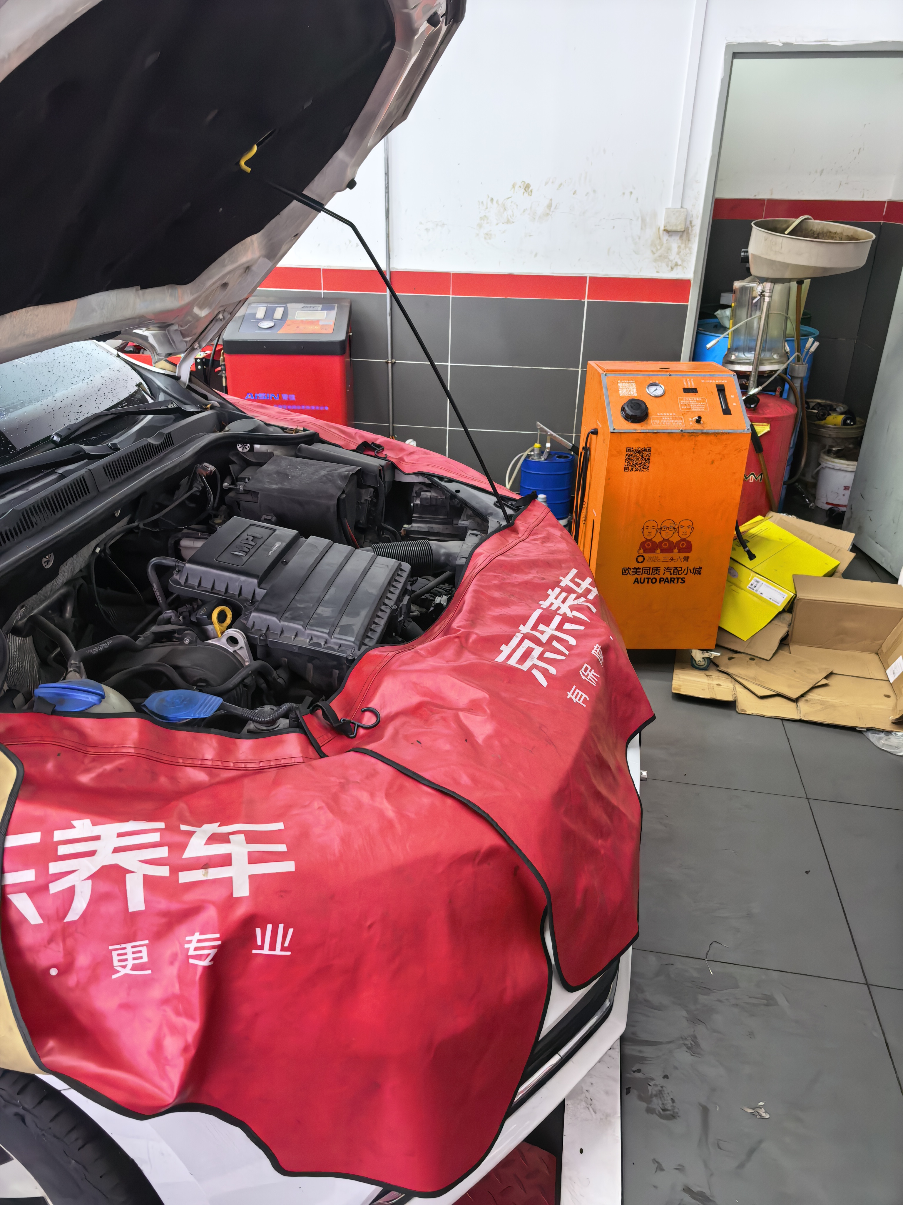 博世（BOSCH）刹车油制动液DOT4 HP高端刹车油原装进口2L装 包安装 实拍图