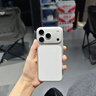Apple/苹果  iPhone 17 Pro 256GB 银色 支持移动联通电信5G 双卡双待手机 实拍图