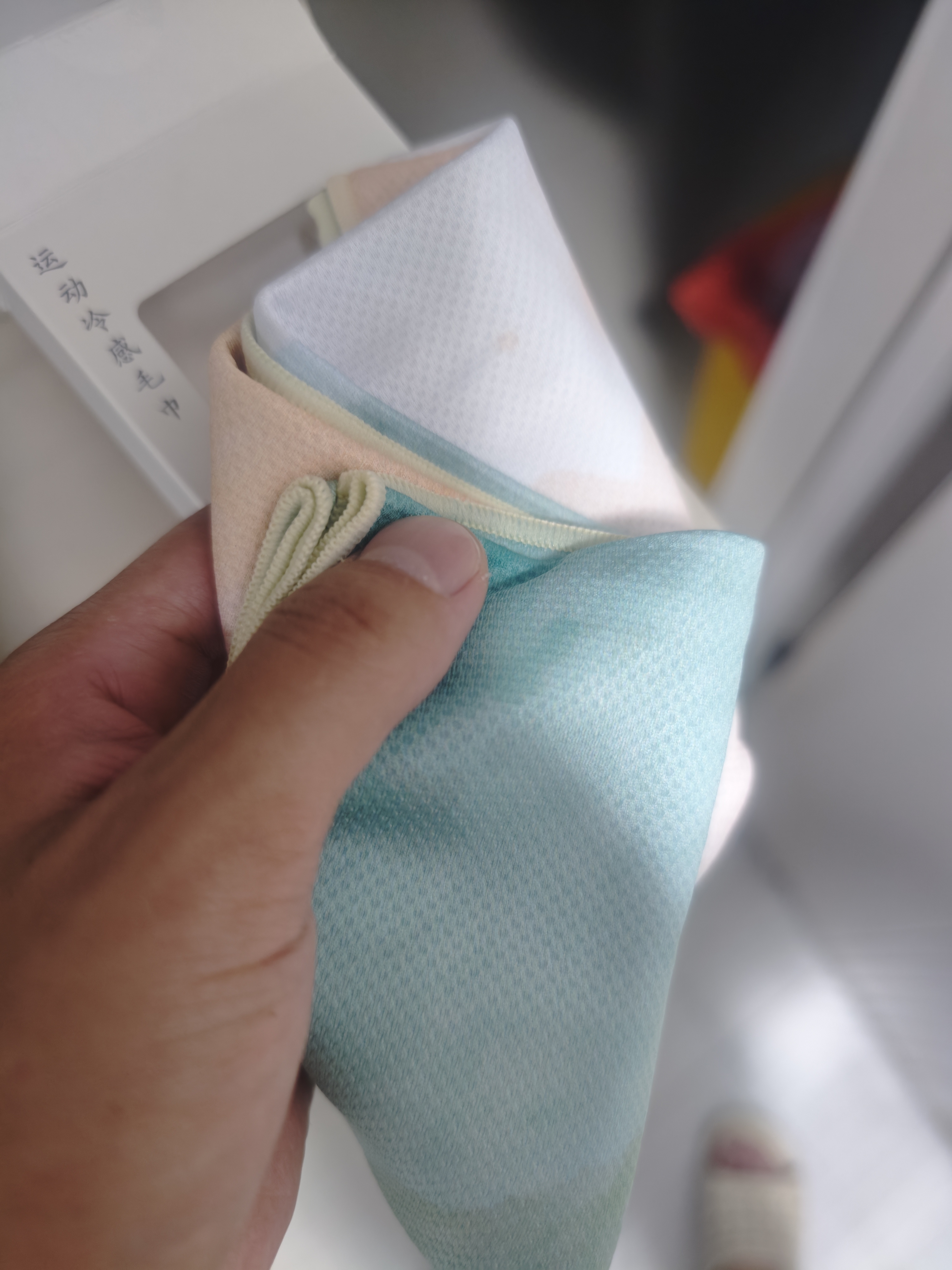 京东京造速干毛巾 运动毛巾健身跑步游泳运动吸汗擦汗巾冷感毛巾 橘绿 实拍图