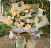 艾斯维娜鲜花速递向日葵混搭花束生日礼物全国同城配送 19朵香槟玫瑰混搭欧式花束 实拍图