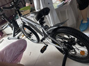 凤凰儿童自行车儿童山地学生车小孩单车带辅助轮3-6-10-12岁小中大童 雪灰银丨单速辐条轮+双碟刹+礼包 16寸（适合身高105-115cm） 实拍图