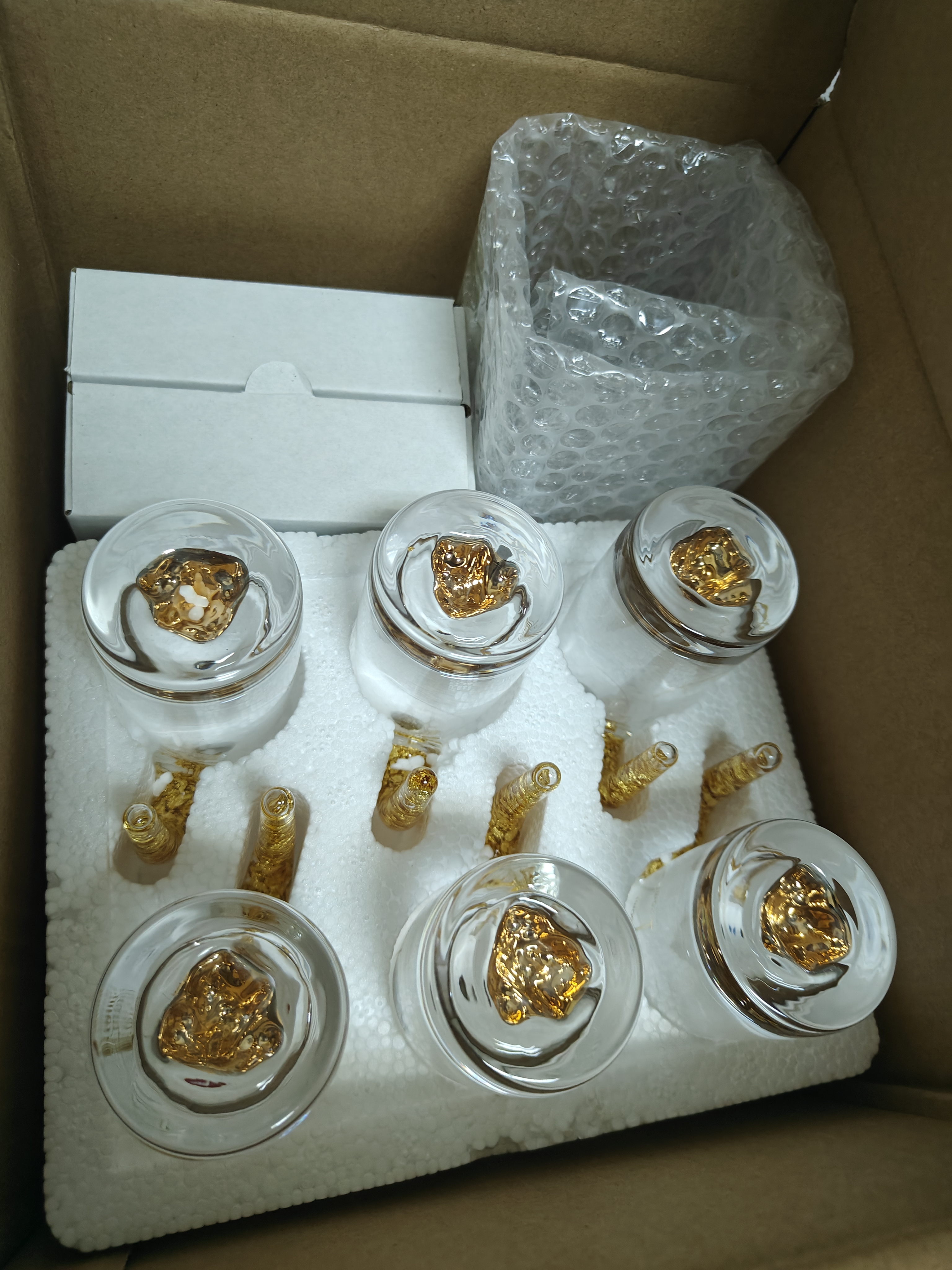 德销特高档白酒杯套装轻奢家用金箔金山分酒器酒具套装 金山金箔款6壶6杯+麋鹿杯架 实拍图