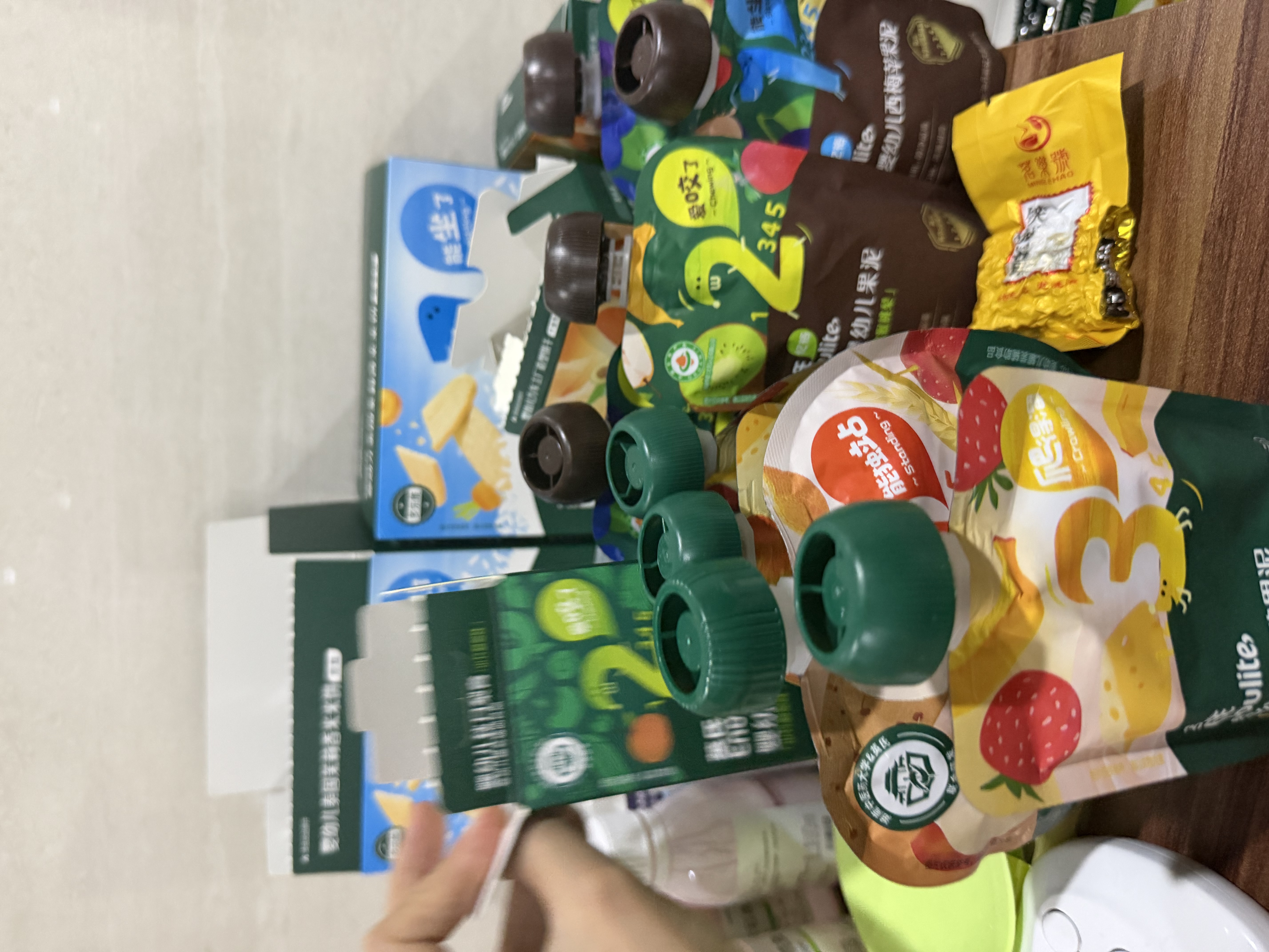 英氏（Engnice）英氏有机婴幼儿果泥婴儿辅食西梅苹果泥70g宝宝辅食水果泥 实拍图