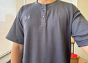 安德玛（Under Armour）UA夏季Waffle Henley男子亨利领华夫格运动休闲短袖T恤6007562 暴雨灰044 建议拍小一码 2XL 建议拍小一码 实拍图