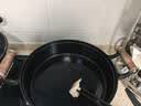 铸彩平底锅煎锅 铸铁加厚加深生铁饼铛无涂层家用水煎包烙饼铛煎锅 木柄双耳煎锅32cm（玻璃盖） 32cm 实拍图