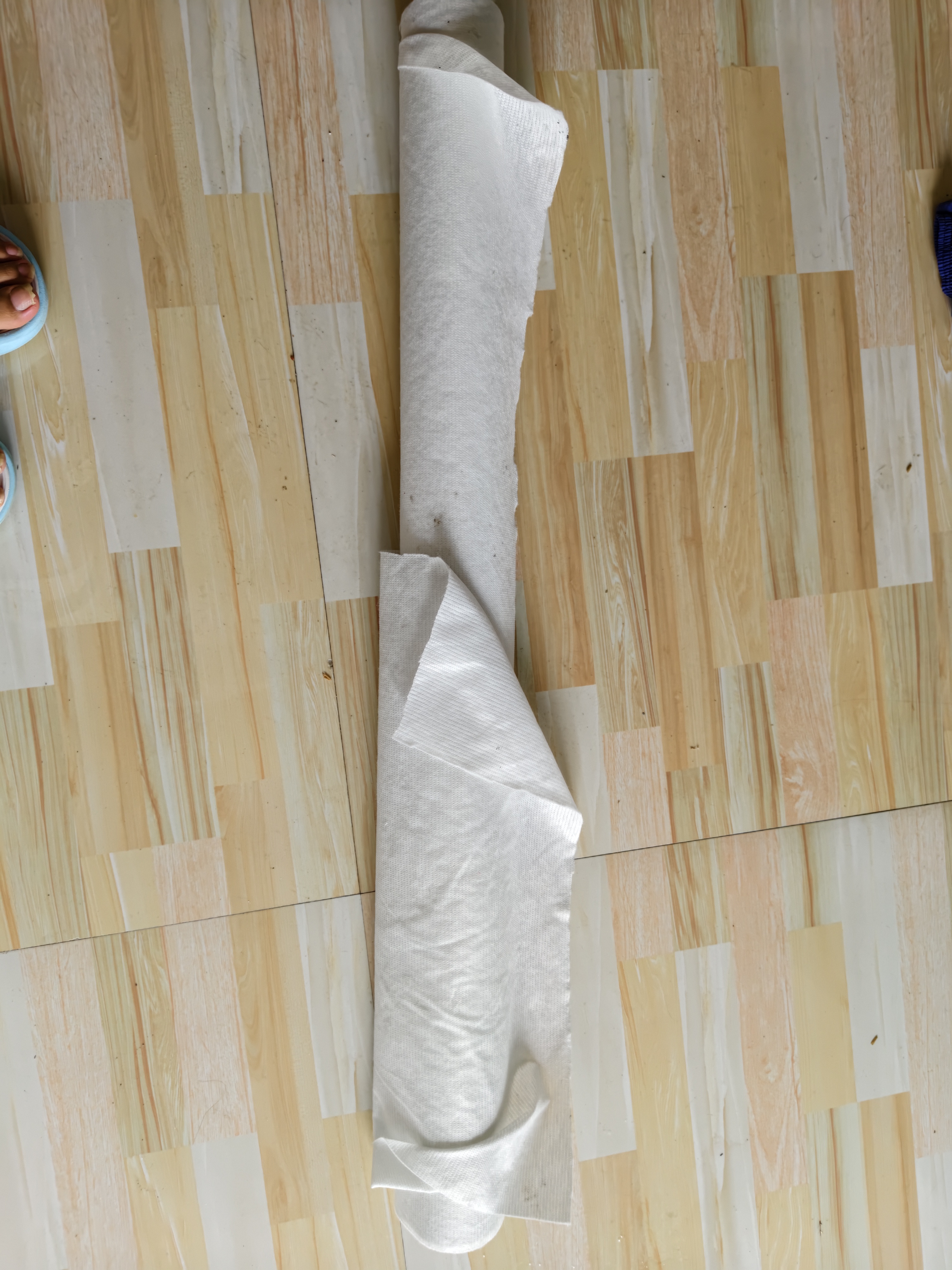 彩弘 1m*10m聚酯布缝织无纺布 丙纶堵漏抗裂屋顶彩钢瓦裂缝屋面补漏 实拍图