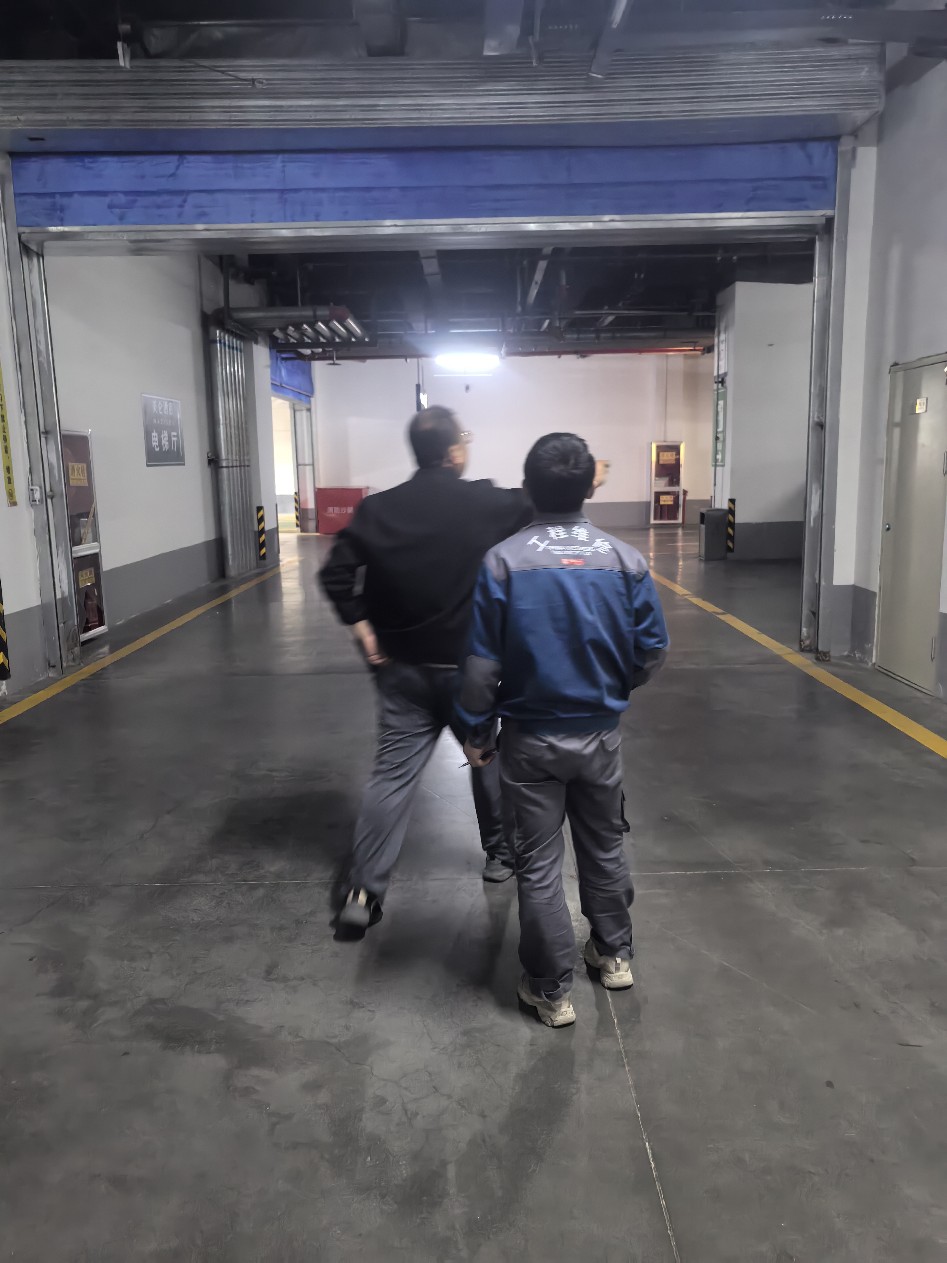 斯凯奇夏季男女情侣同款缤纷系列透气吸湿速干凉感短袖T恤L223U165 实拍图