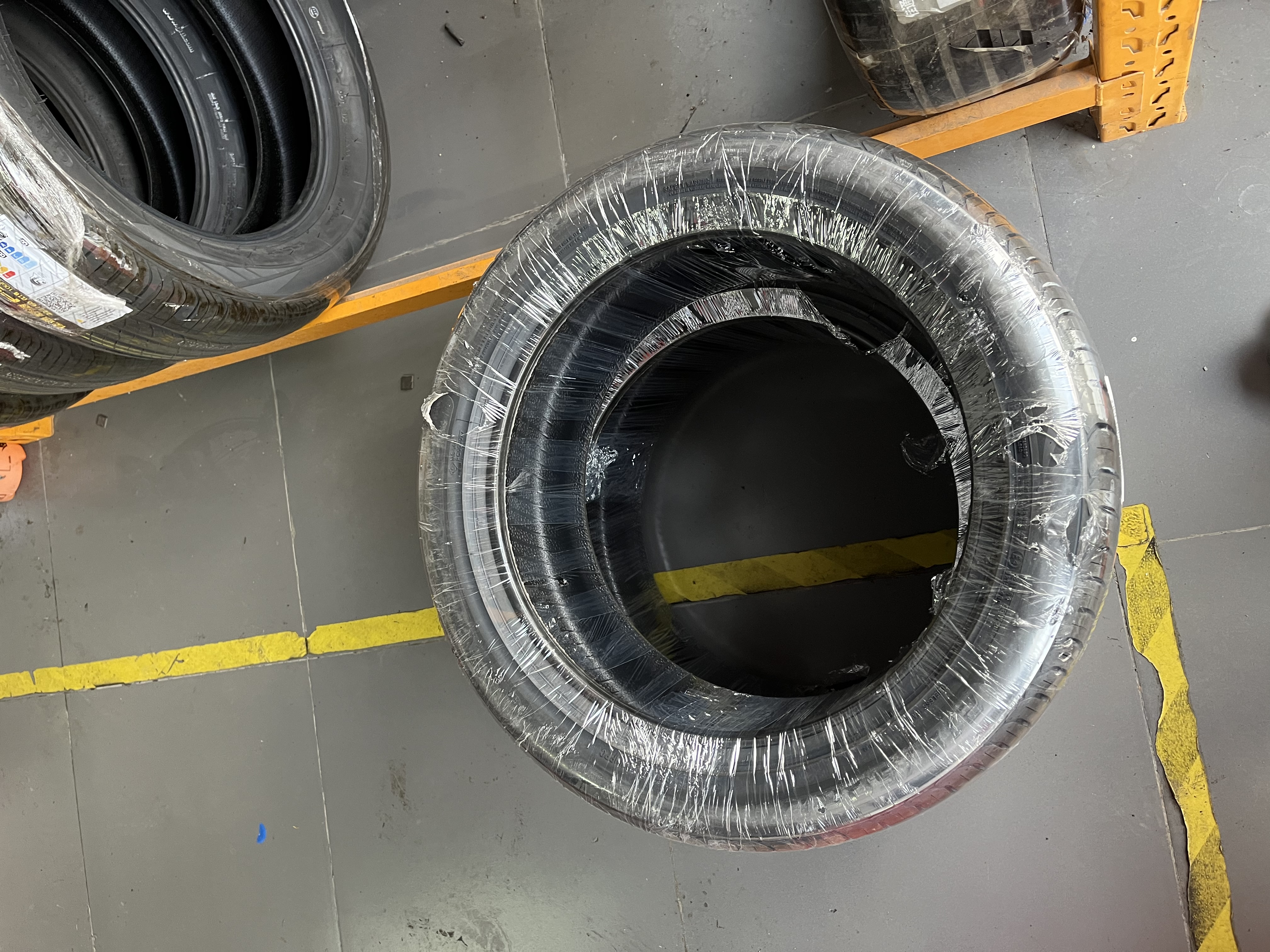 富神（FORTUNE）汽车轮胎 215/50R17 91V FSR 802静音舒适 CS35/新思域  实拍图