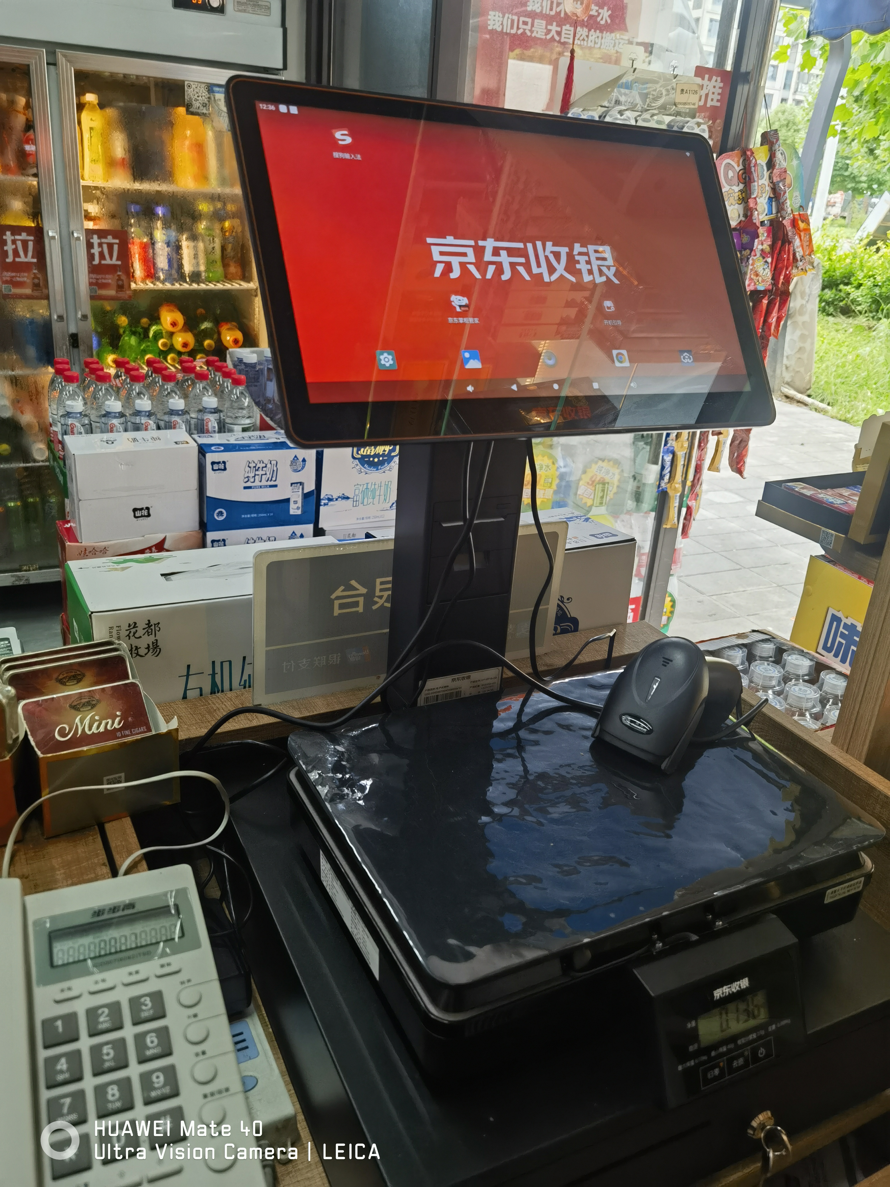 京东收银D6 ai智能称重收银一体机D6 水果店带秤 生鲜收款机 PC秤 便利店收银系统 超市打印一体收银秤 新款（ai识物款）双屏收银秤+扫码枪+标签机+钱箱 智能收银 实拍图