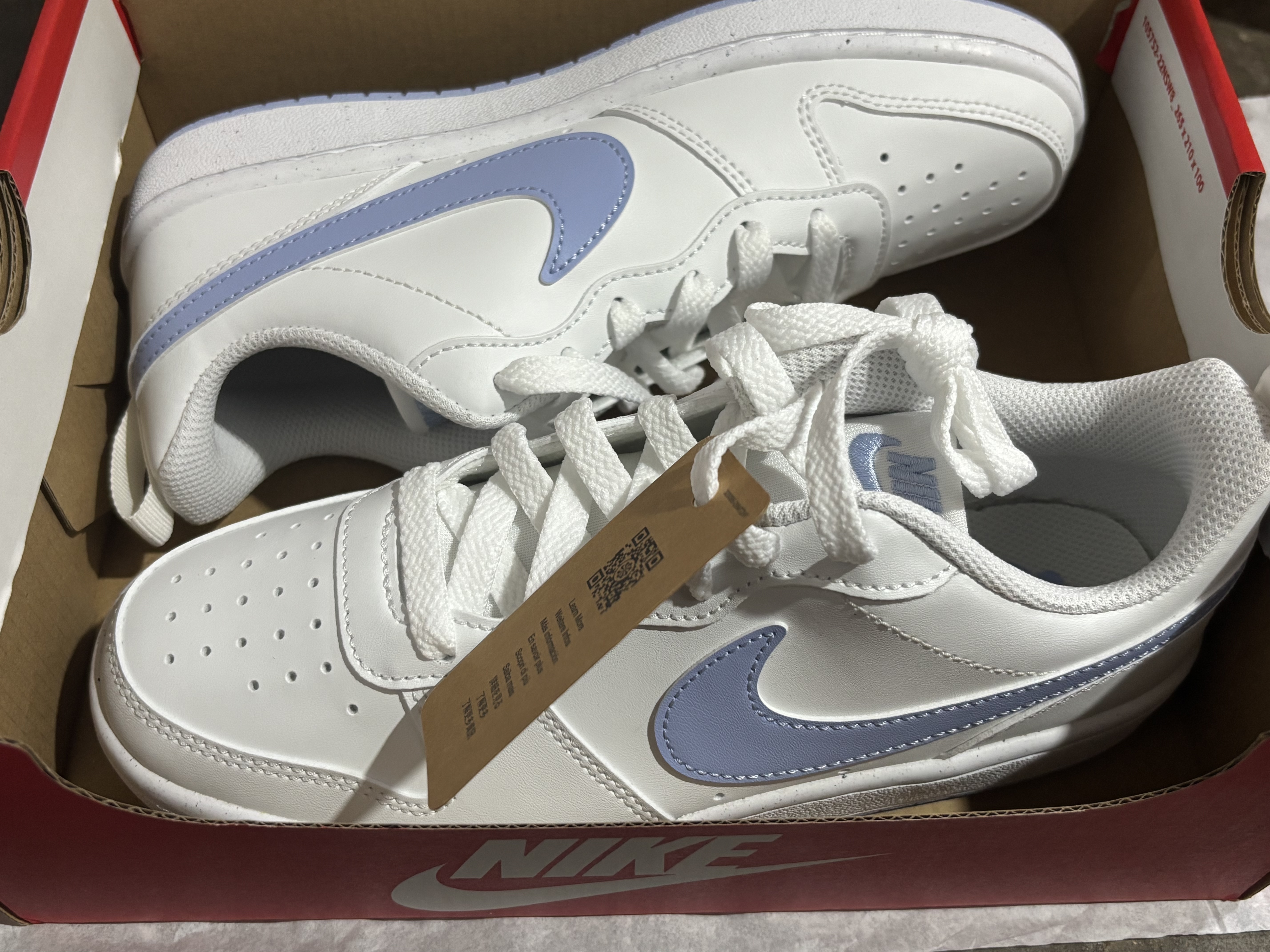 耐克（NIKE）女鞋 2026新款秋季COURT耐磨运动鞋时尚百搭休闲鞋复古潮流板鞋 白墨痕 【主推】 36.5 实拍图