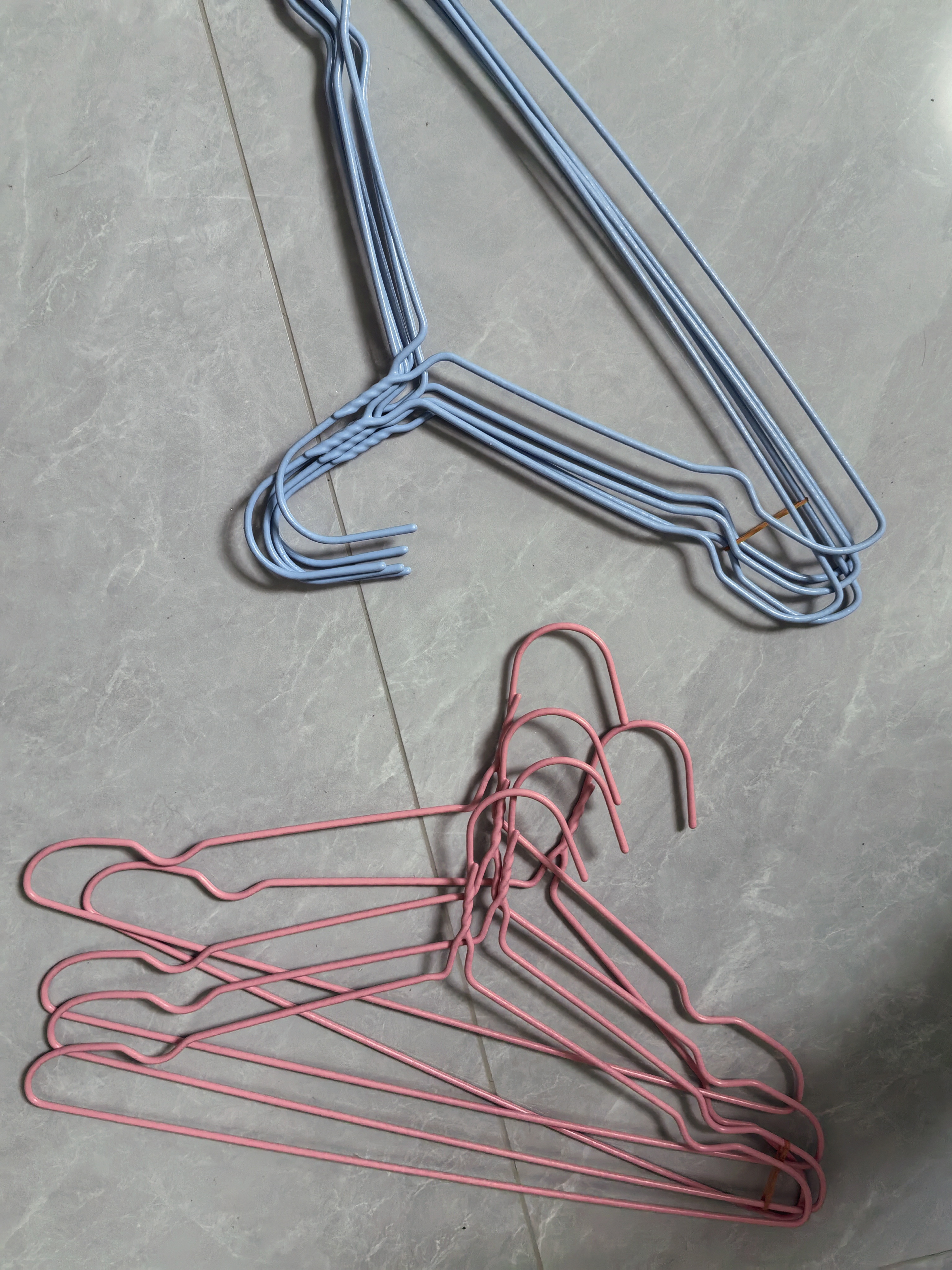 成人衣架加厚无痕衣服架衣撑子加粗防滑无痕衣架家用 粉色5支装 实拍图