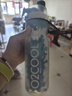 O2COOL喷雾水杯儿童学生喷水杯子成人户外运动健身保冷降温挤压软水壶 蓝色水滴590ml【可喷雾可喝水】 实拍图